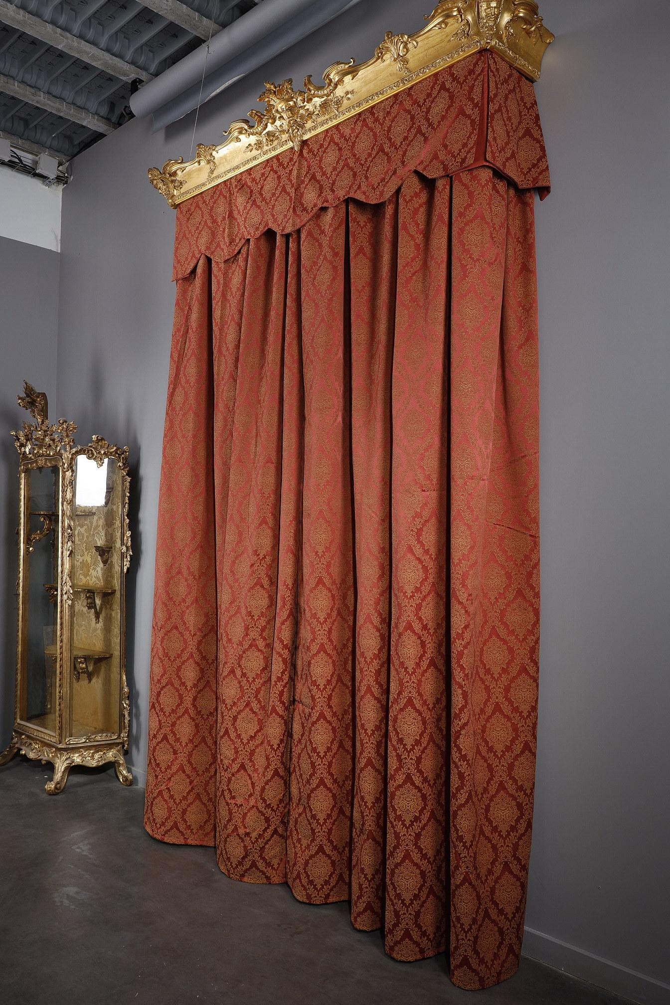 Napoleon III Pair of Curtains and Valance in Red Brocade with Gilded Wood Railing