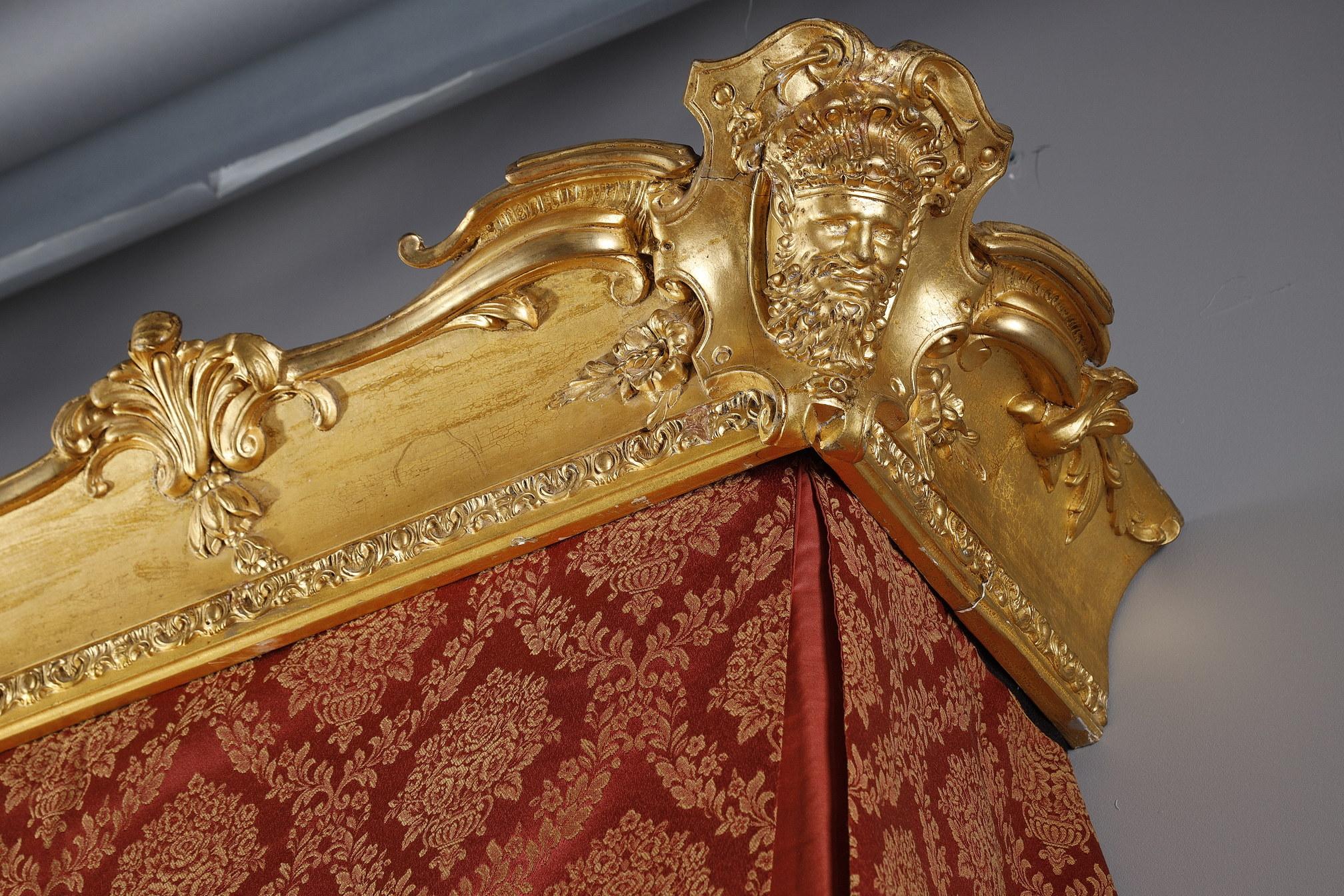 Fabric Pair of Curtains and Valance in Red Brocade with Gilded Wood Railing