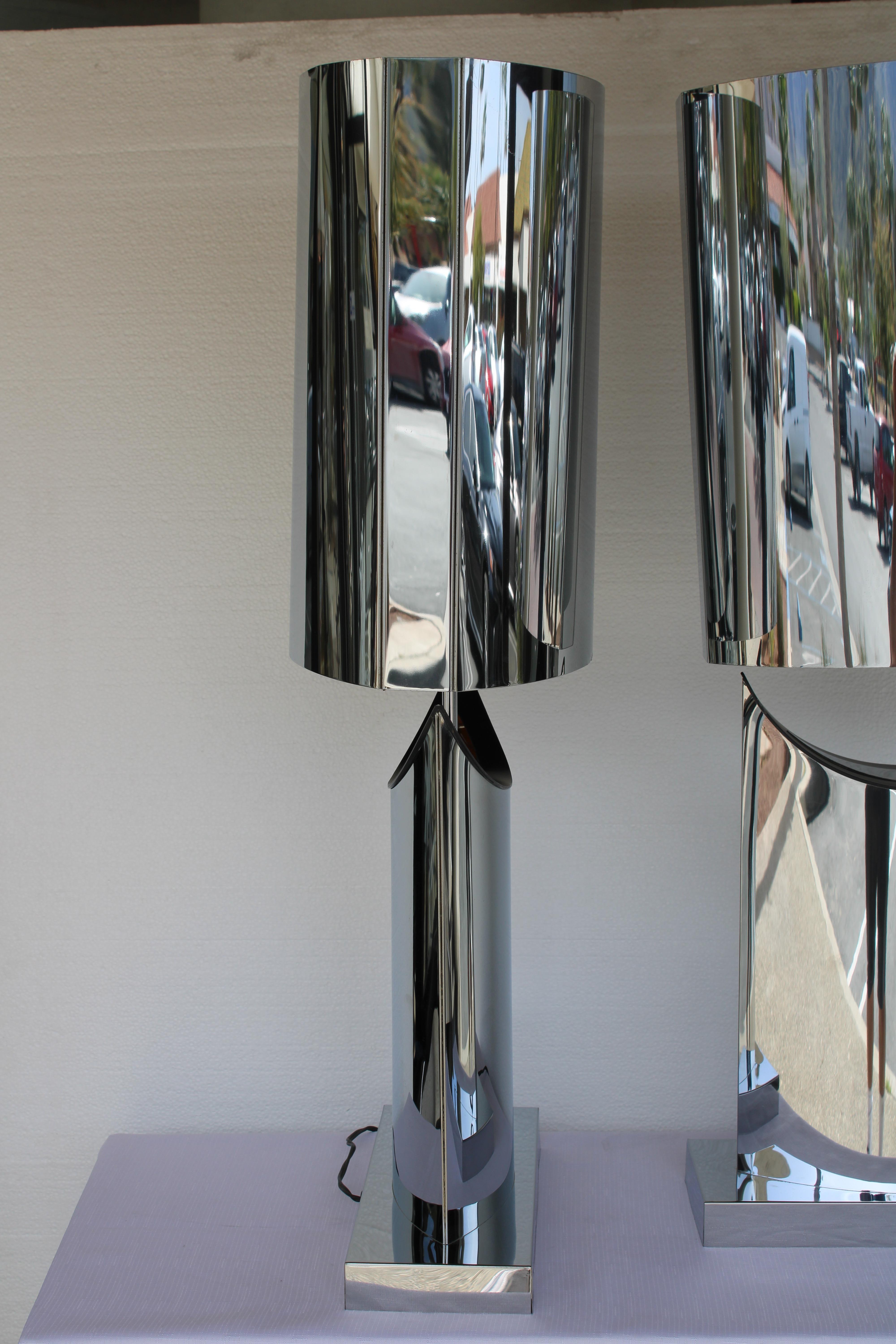 Mid-Century Modern Pair of Curtis Jere Stainless Steel Lamps and Shades For Sale