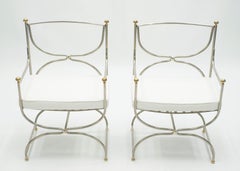 Paire de chaises Curule en acier et laiton Maison Jansen, coussins, 1960s