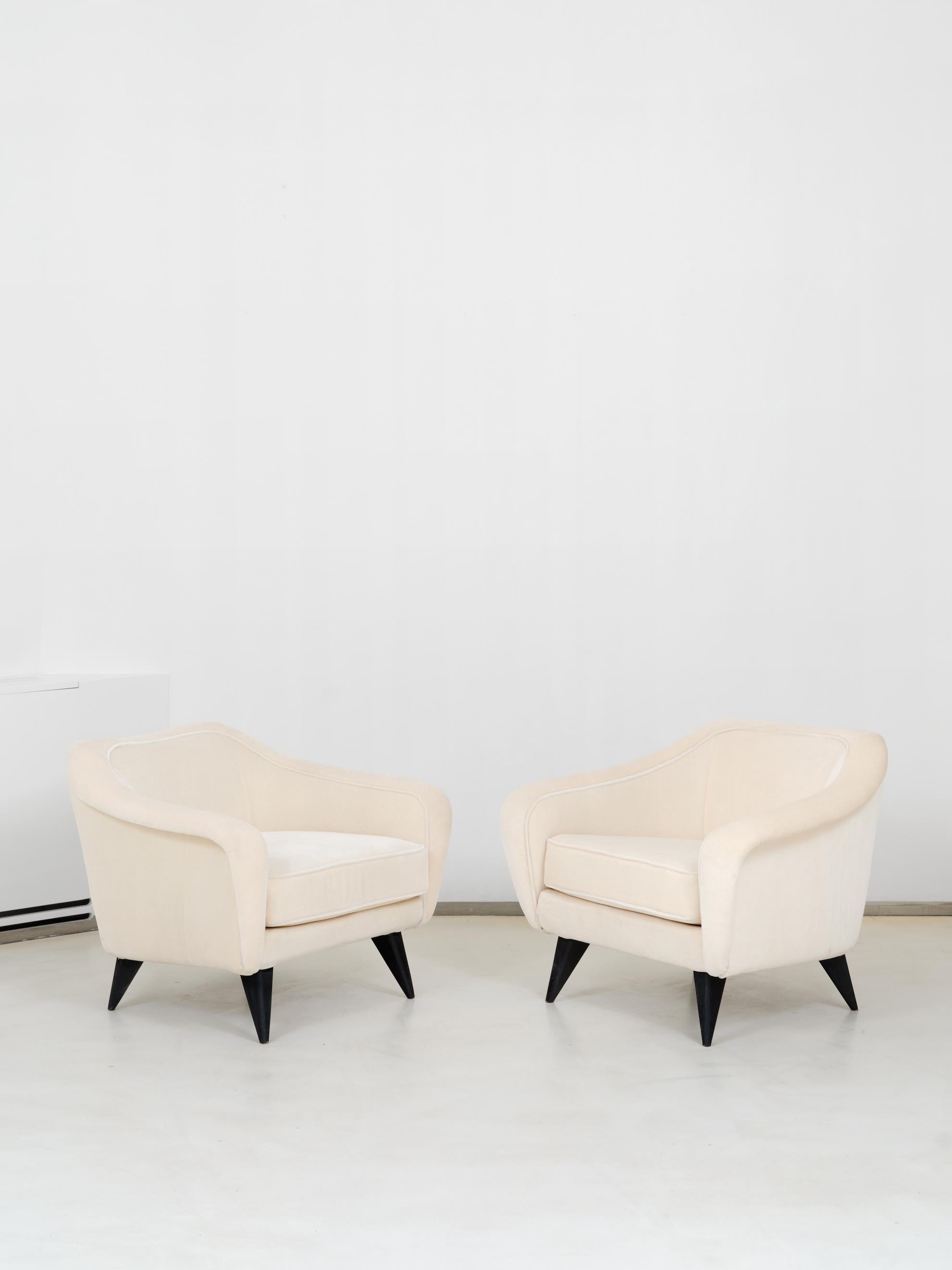 Mid-Century moderno Coppia di poltrone Curva di Joaquim Tenreiro in vendita