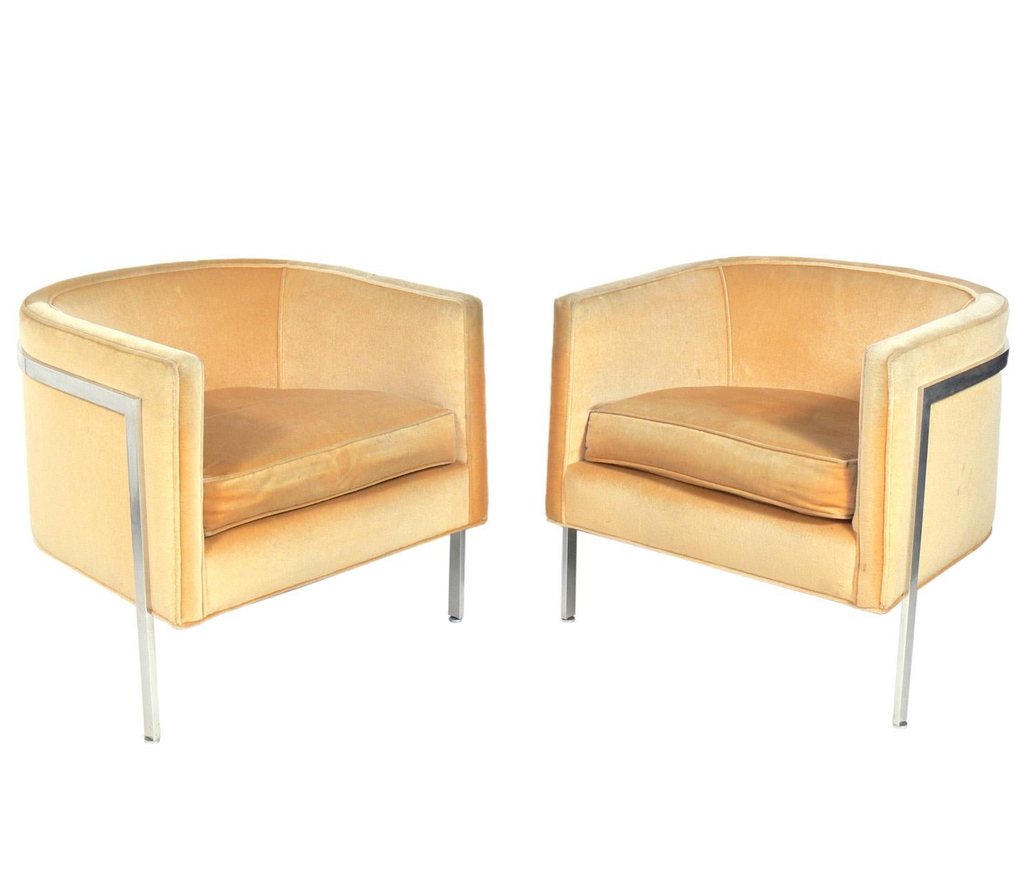 Pair of Curvaceous tub chairs by Harvey Probber, American, circa 1960s. These chairs are currently being restored and can be completed in your fabric. The price noted below includes reupholstery in your fabric and the frames being polished and