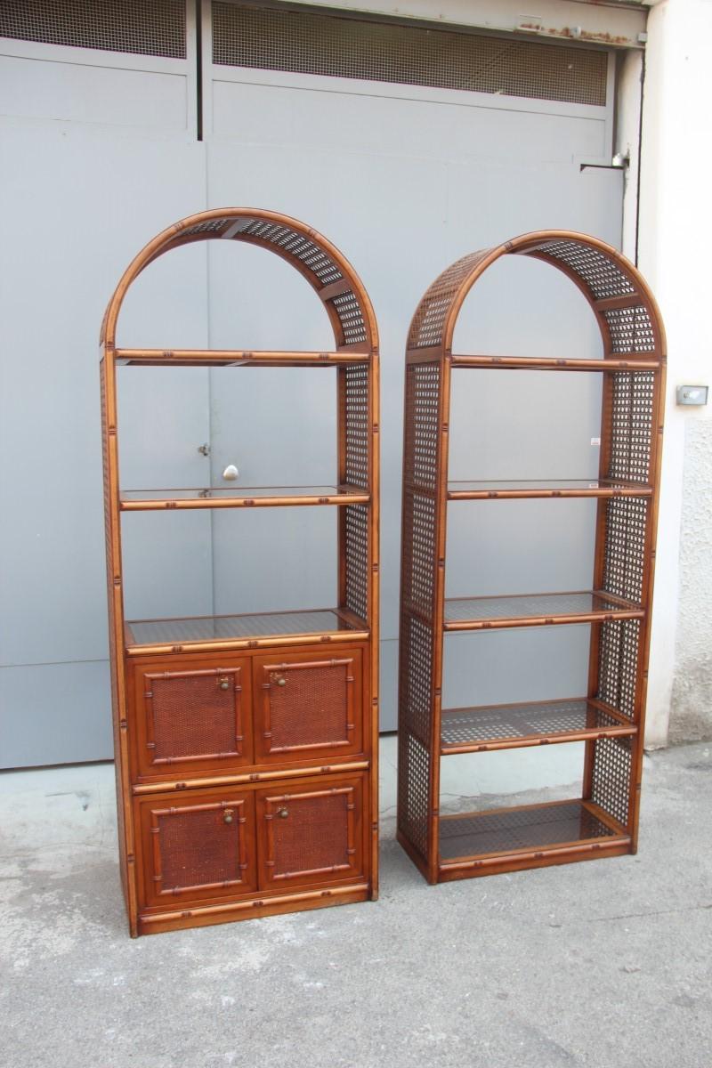 Pair of Curvate Bookcases Shelves in Brown Bamboo with Compartments 6