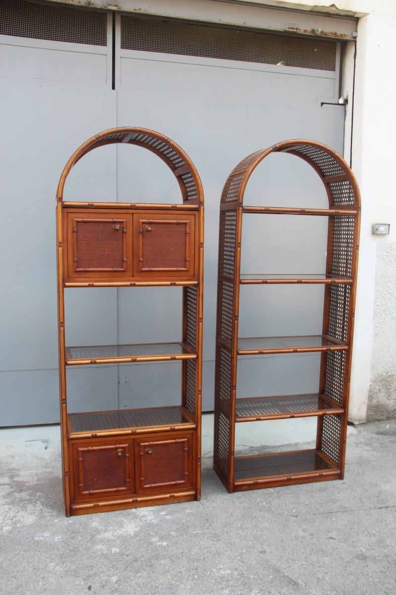 Pair of Curvate Bookcases Shelves in Brown Bamboo with Compartments 7