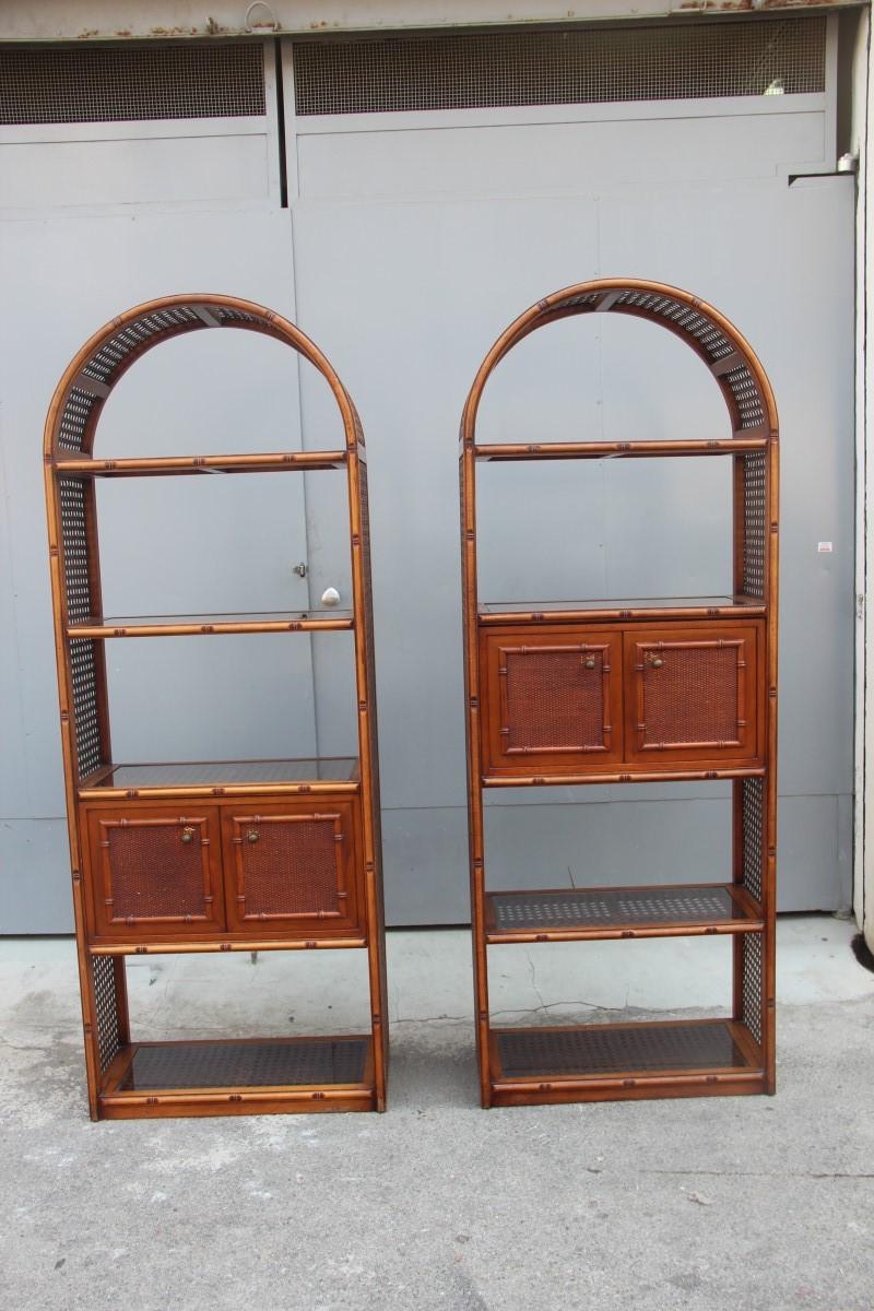 Pair of Curvate Bookcases Shelves in Brown Bamboo with Compartments 11