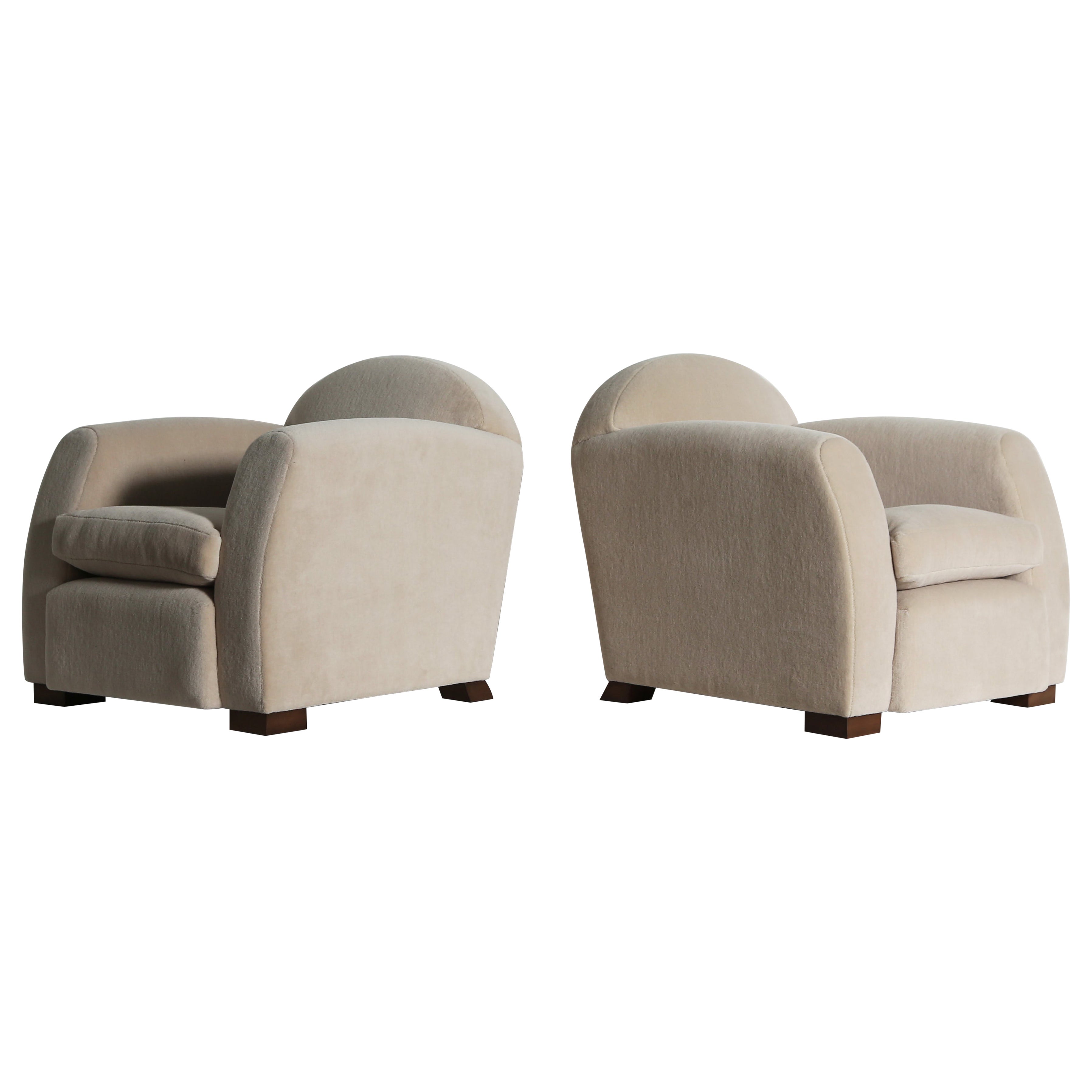 New And Custom Lounge Chairs
