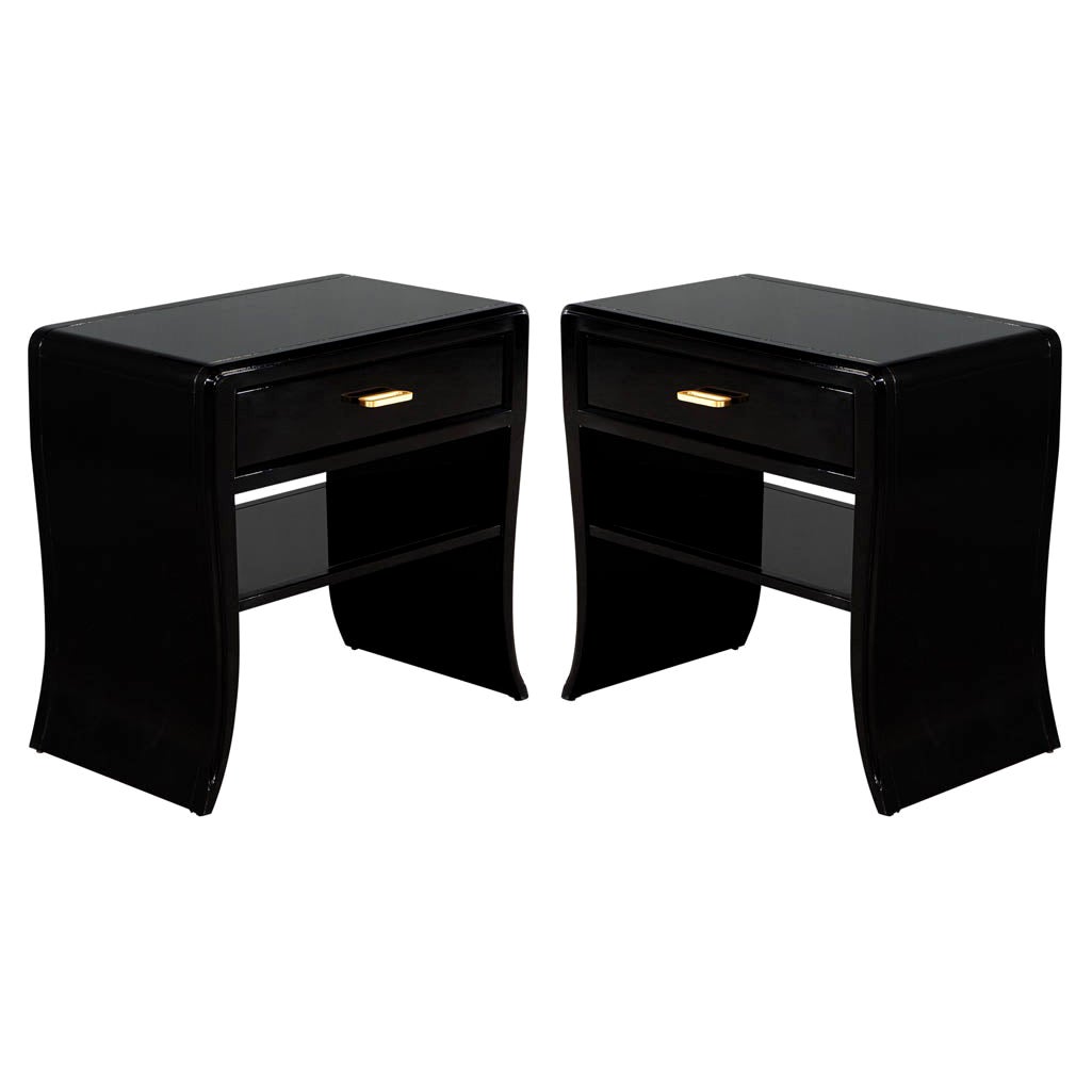 Pair of Curved Black Modern Night Stands End Tables For Sale