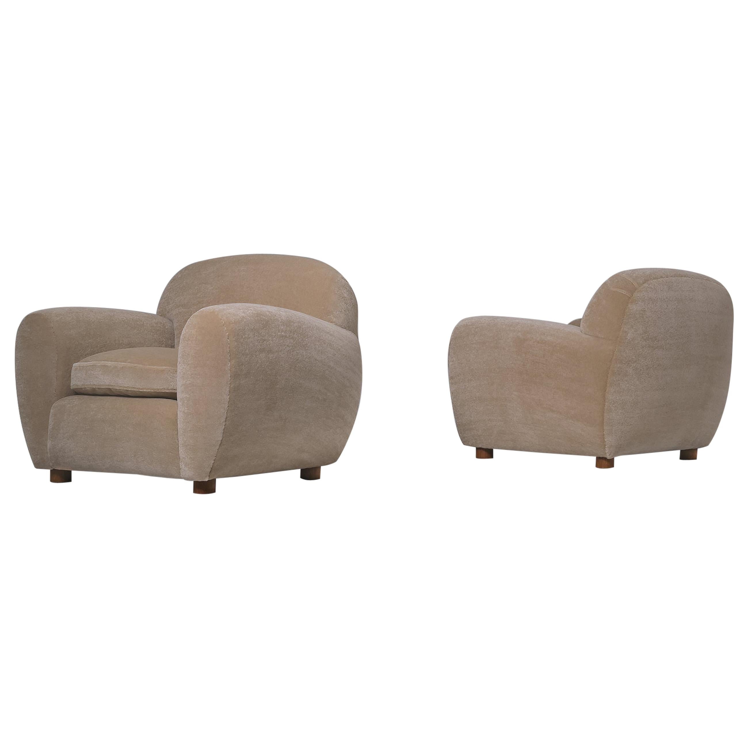 Pair of Curved Lounge Chairs in Oak & Mohair, 1950’s