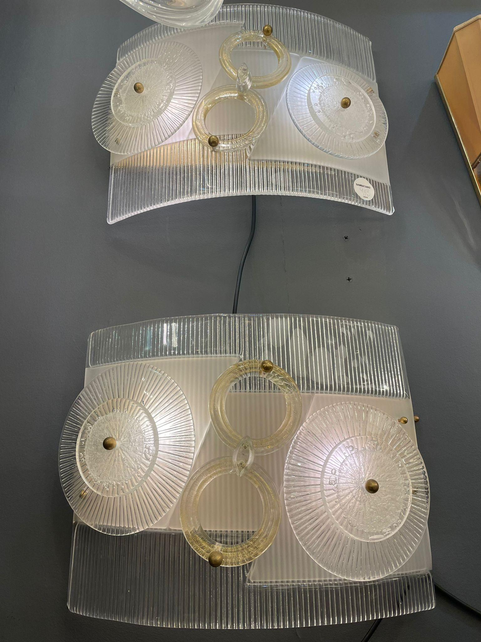 Mid-20th Century Pair of Curved Murano Glass Wall Lights, circa 1960