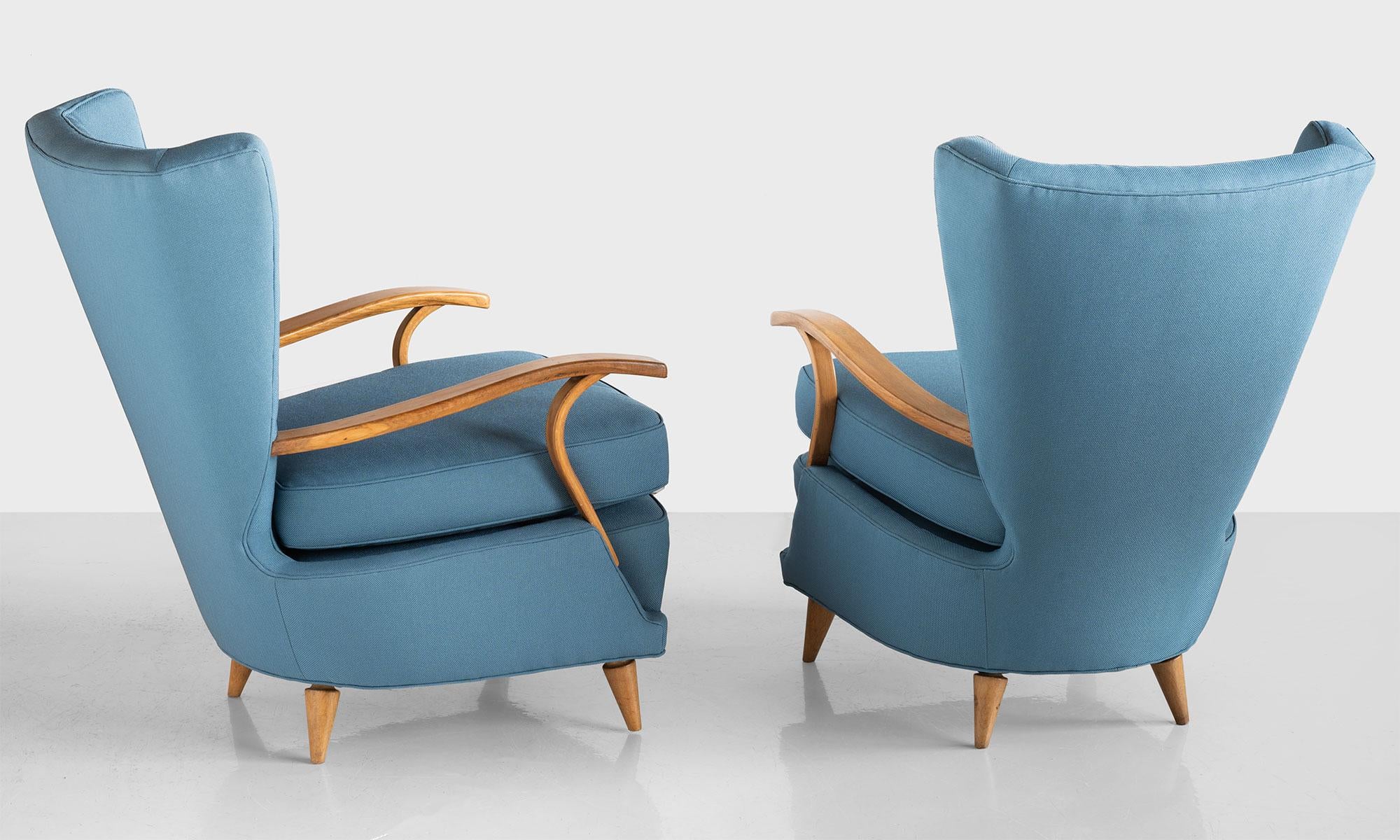 Mid-Century Modern Pair of Curved Plywood Armchairs, Italy, circa 1950