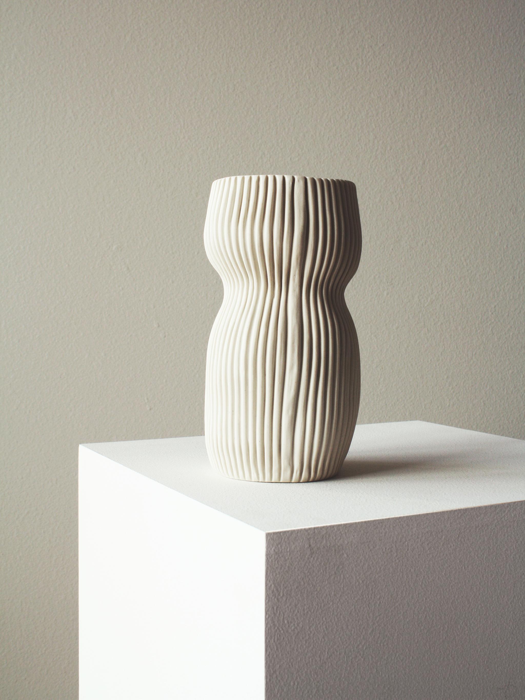 Hand-Crafted Pair of Curvy Textured White Porcelain Vases, by Cym Warkov For Sale