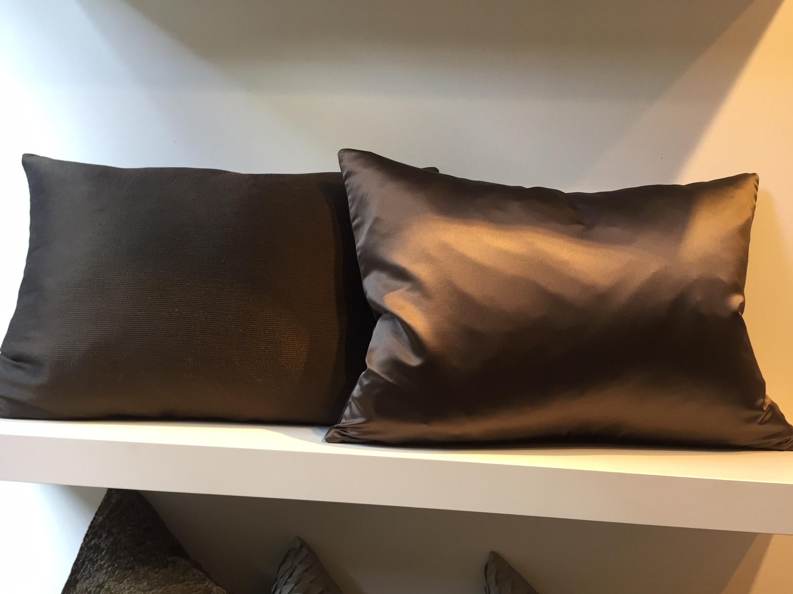 Modern Pair of Cushions in Repp Silk Color Chocolate Brown