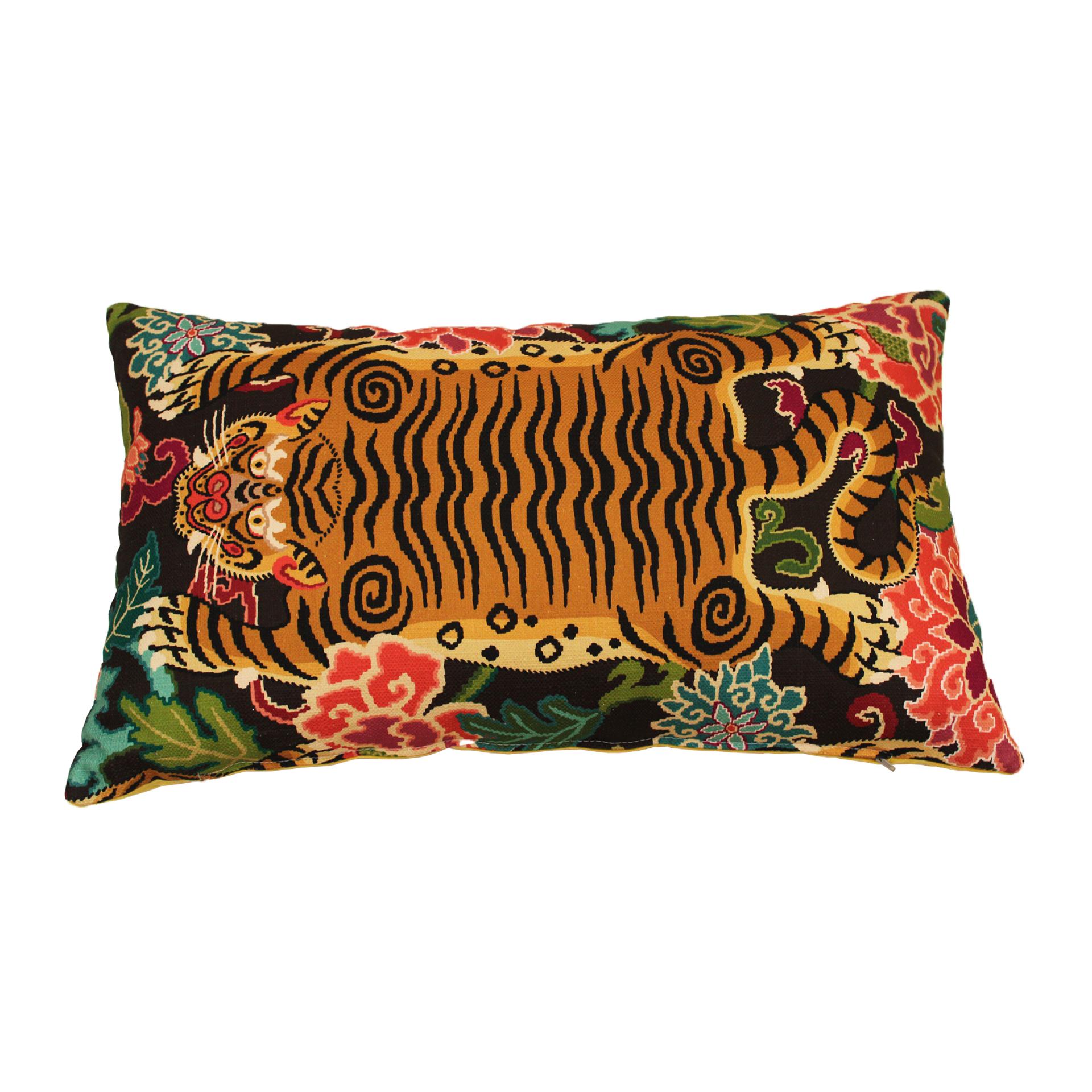 Italian Pair of Cushions With Contemporary Jungle Print & Yellow Velvet and Cotton For Sale