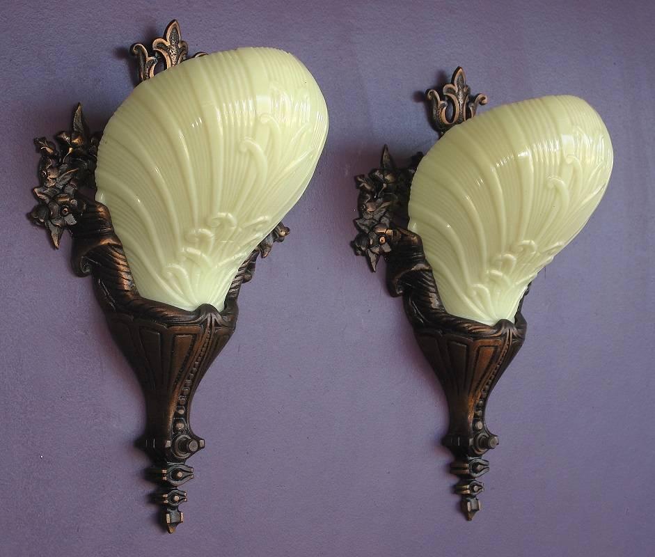 Patinated Pair of Custard Glass on Bronze 1920s-1930s Deco Rococo For Sale