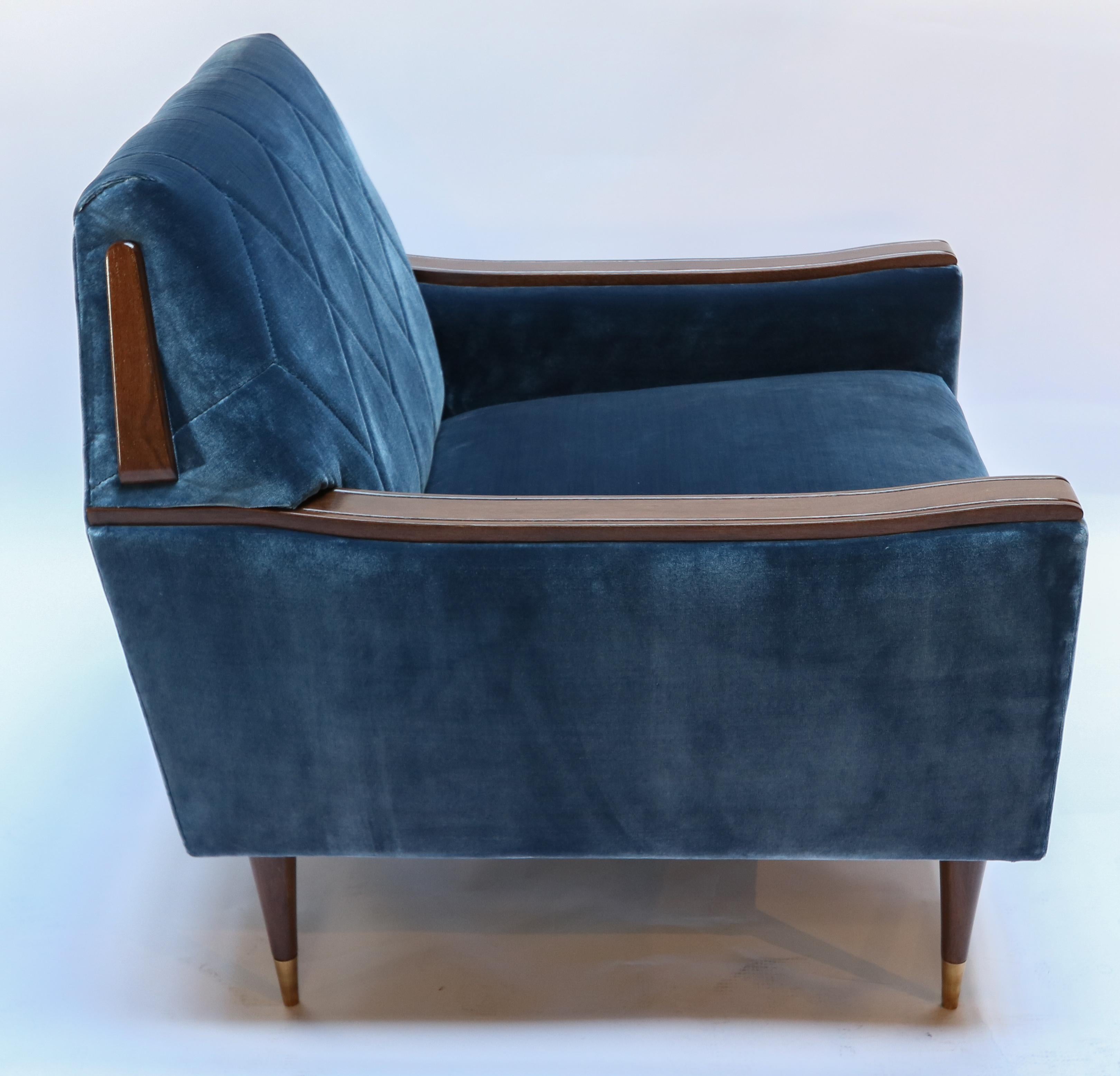 Mid-Century Modern Pair of Custom 1960s Style Wood and Silk Velvet Armchairs by Adesso Imports For Sale