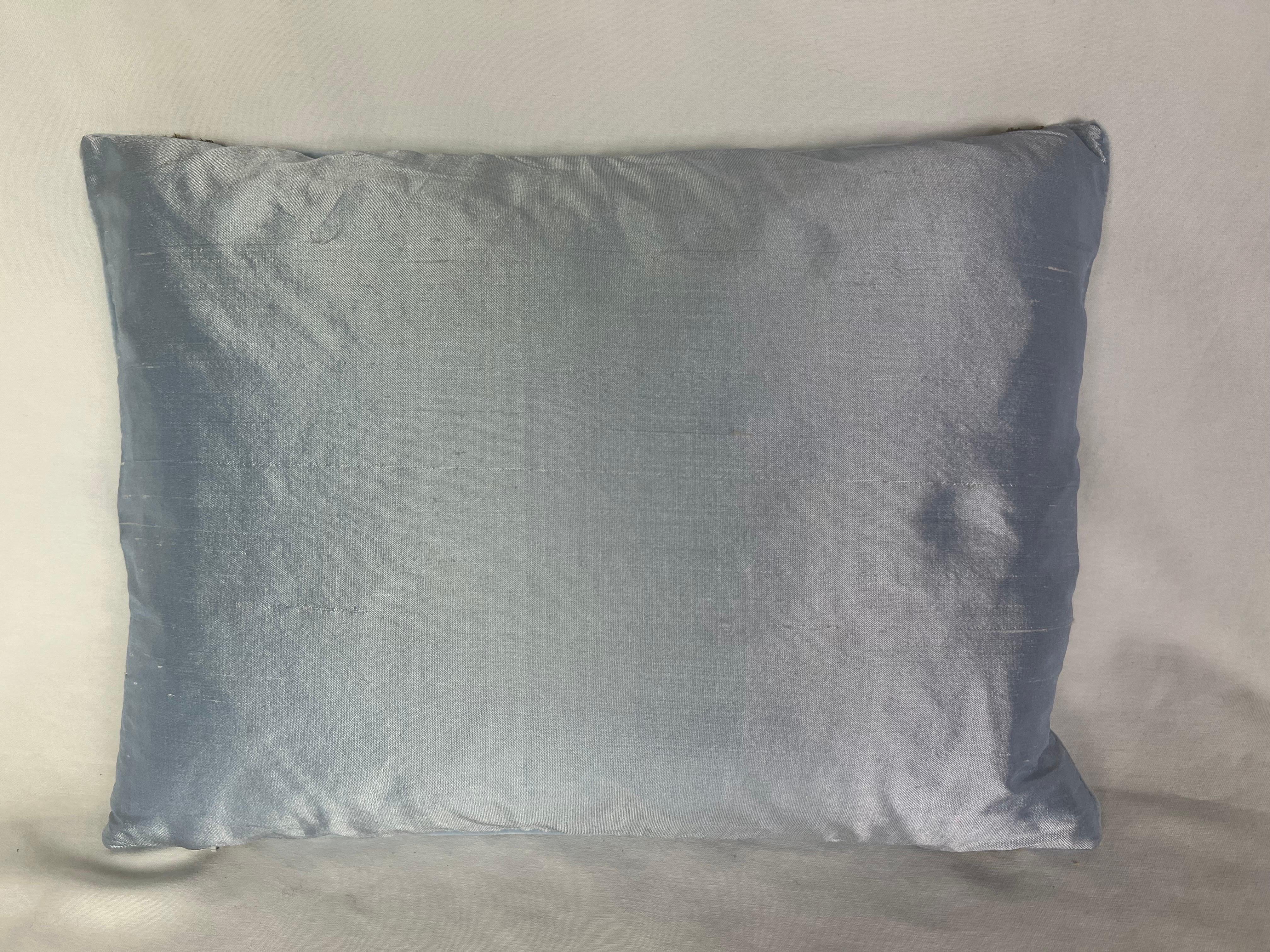 Pair of Custom Appliqué Blue & Gold Pillows by MLA In Excellent Condition In Los Angeles, CA