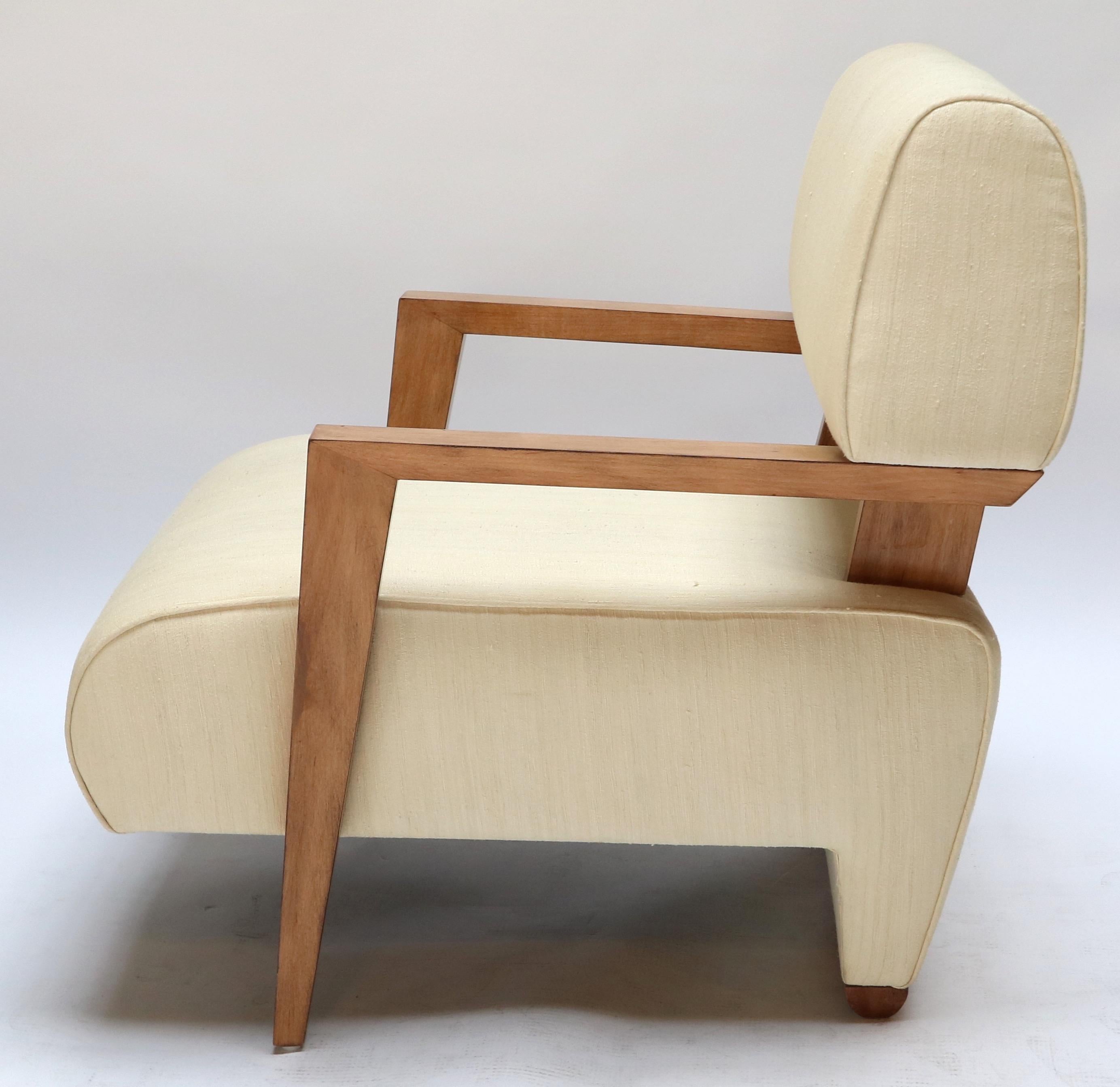 Contemporary Pair of Custom Art Deco Ivory Silk Midcentury Style Armchairs For Sale