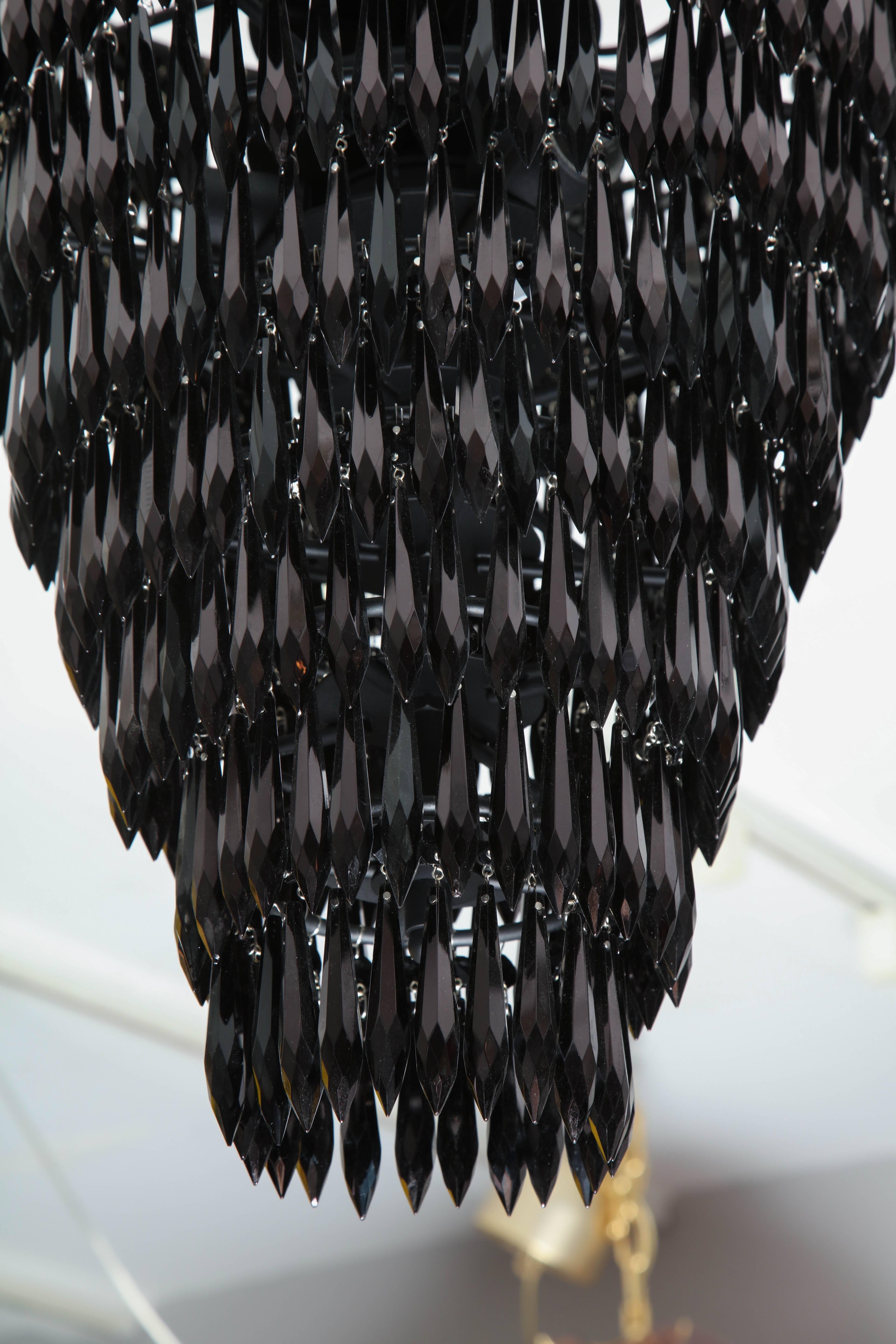 Paire de Pendentifs personnalisés en cristal noir à franges Neuf - En vente à New York, NY