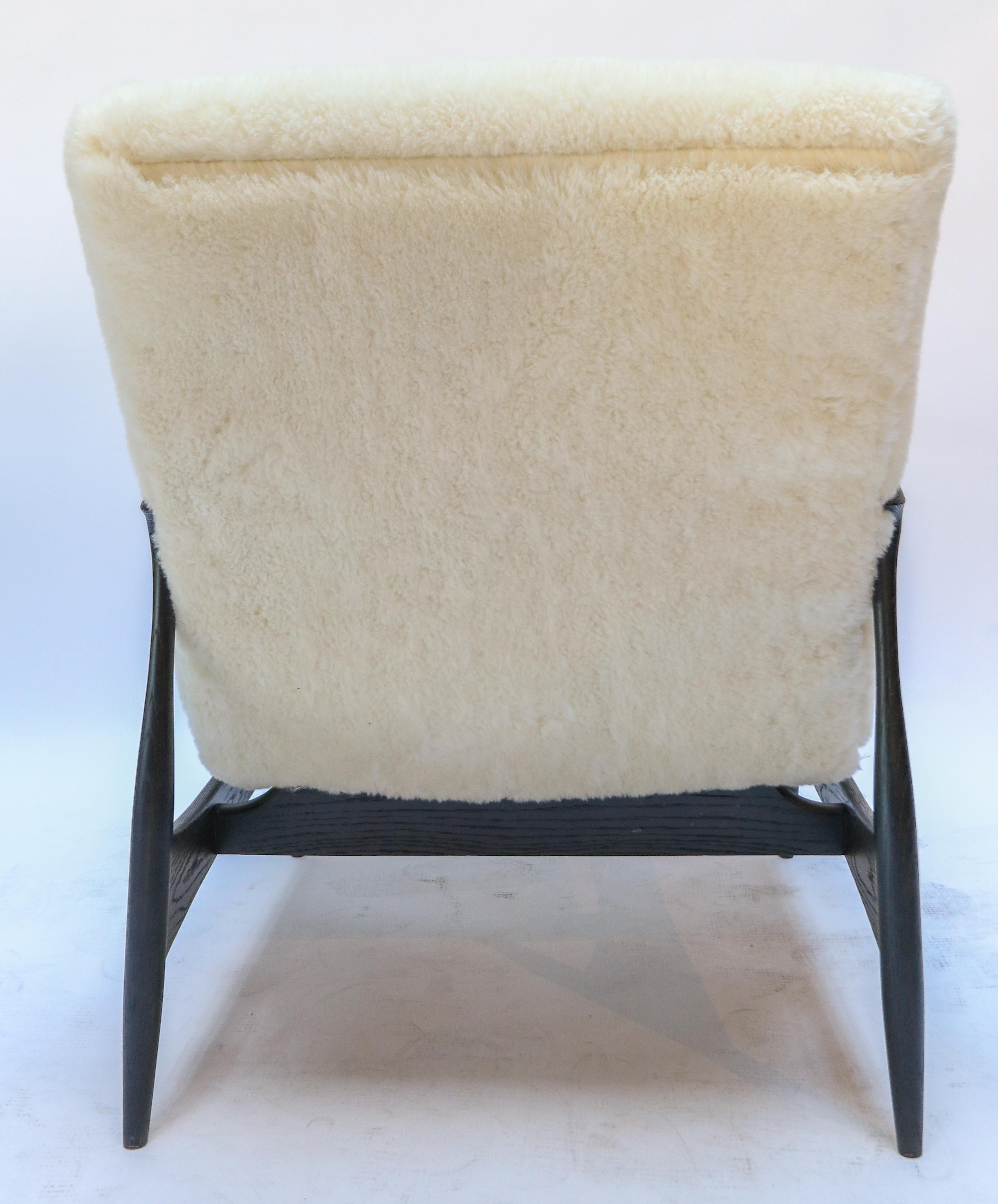 Pair of Custom Black Matte Oak Armchairs in Ivory Wool by Adesso Imports In New Condition For Sale In Los Angeles, CA