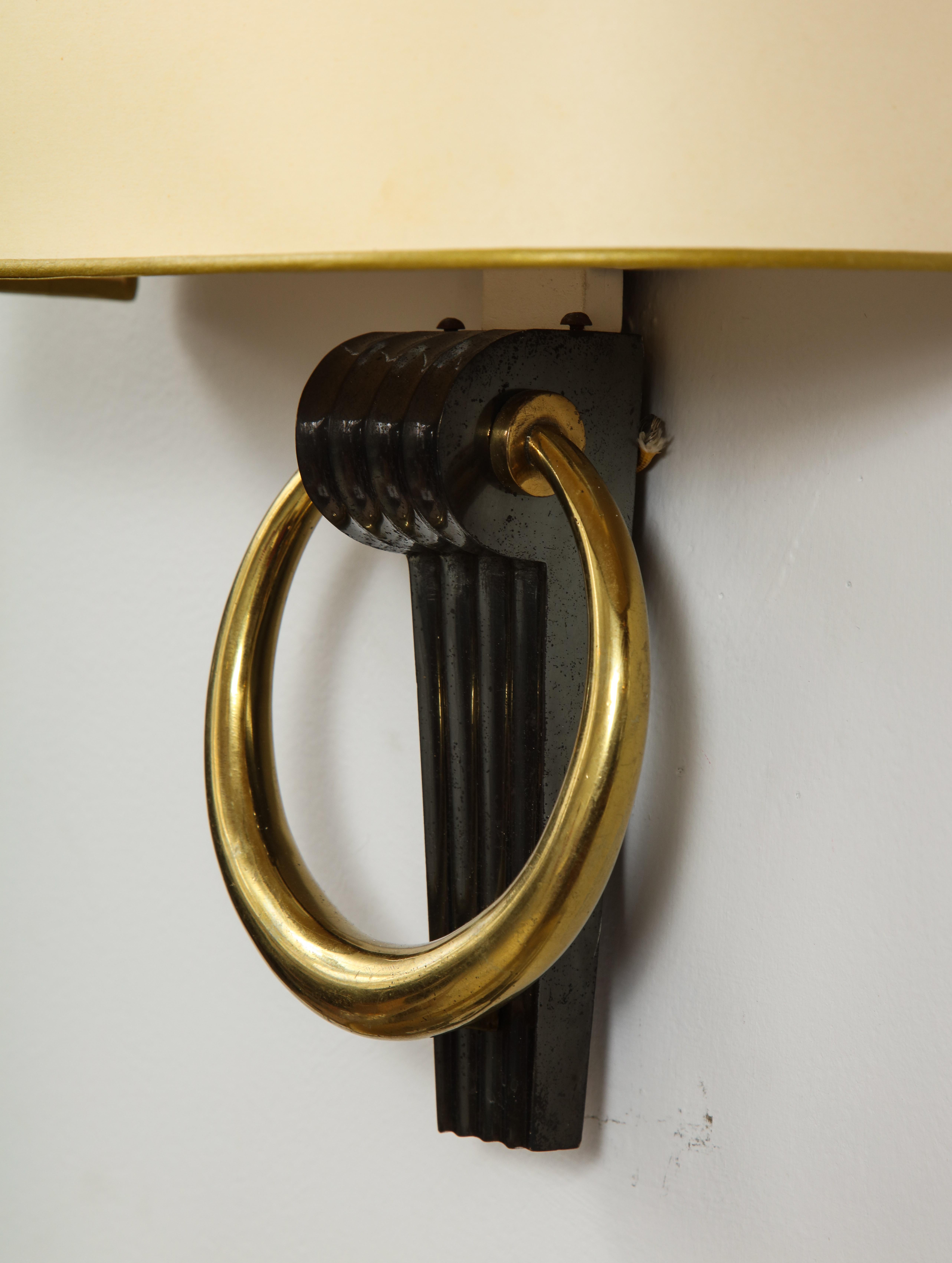 Calco Coppia di applique in bronzo personalizzate in stile francese anni '40 in vendita
