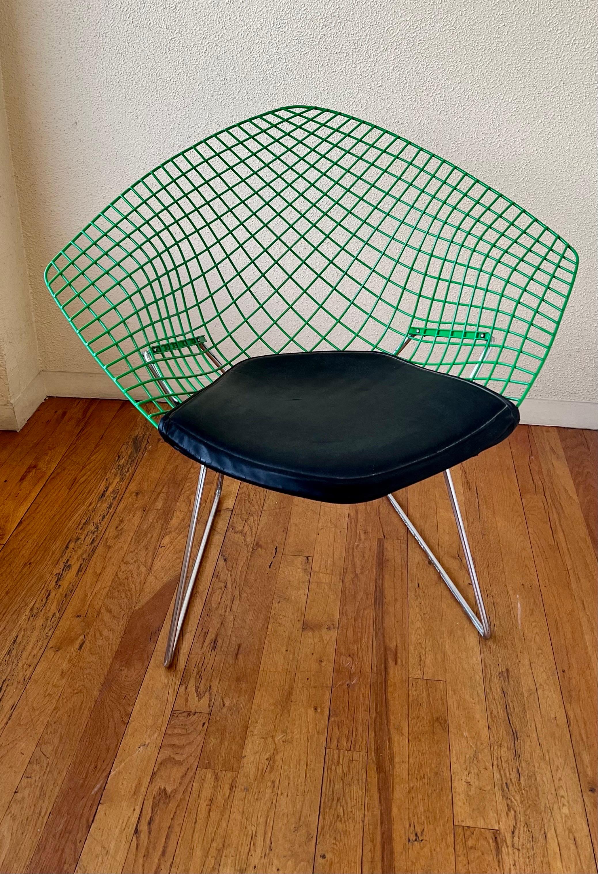 Ein Paar maßgefertigte Bertoia-Stühle mit Diamanten für Knoll, Amerikanisch, Mitte des Jahrhunderts (Metall) im Angebot
