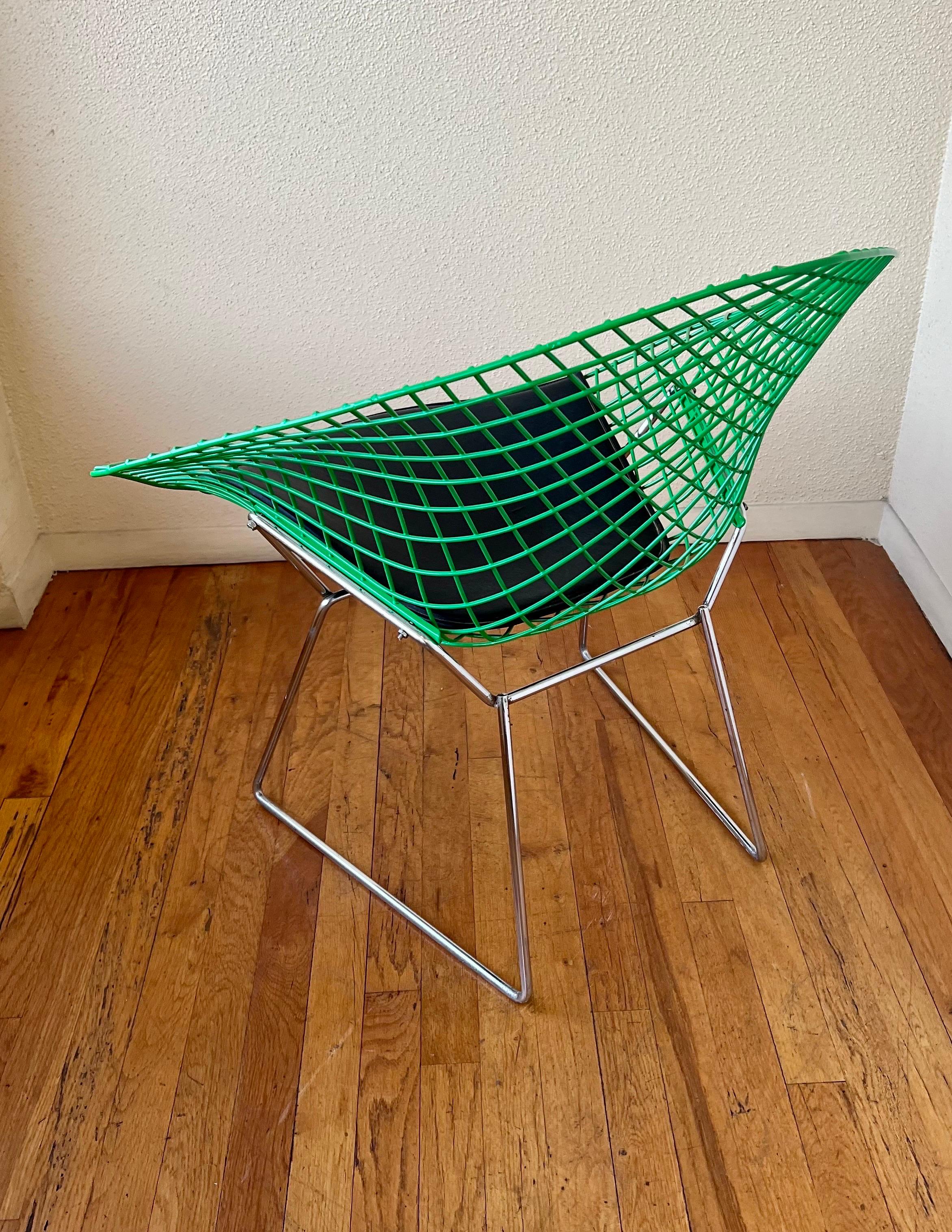 Pair of Custom Diamond Bertoia Chairs for Knoll American Mid Century For Sale 2
