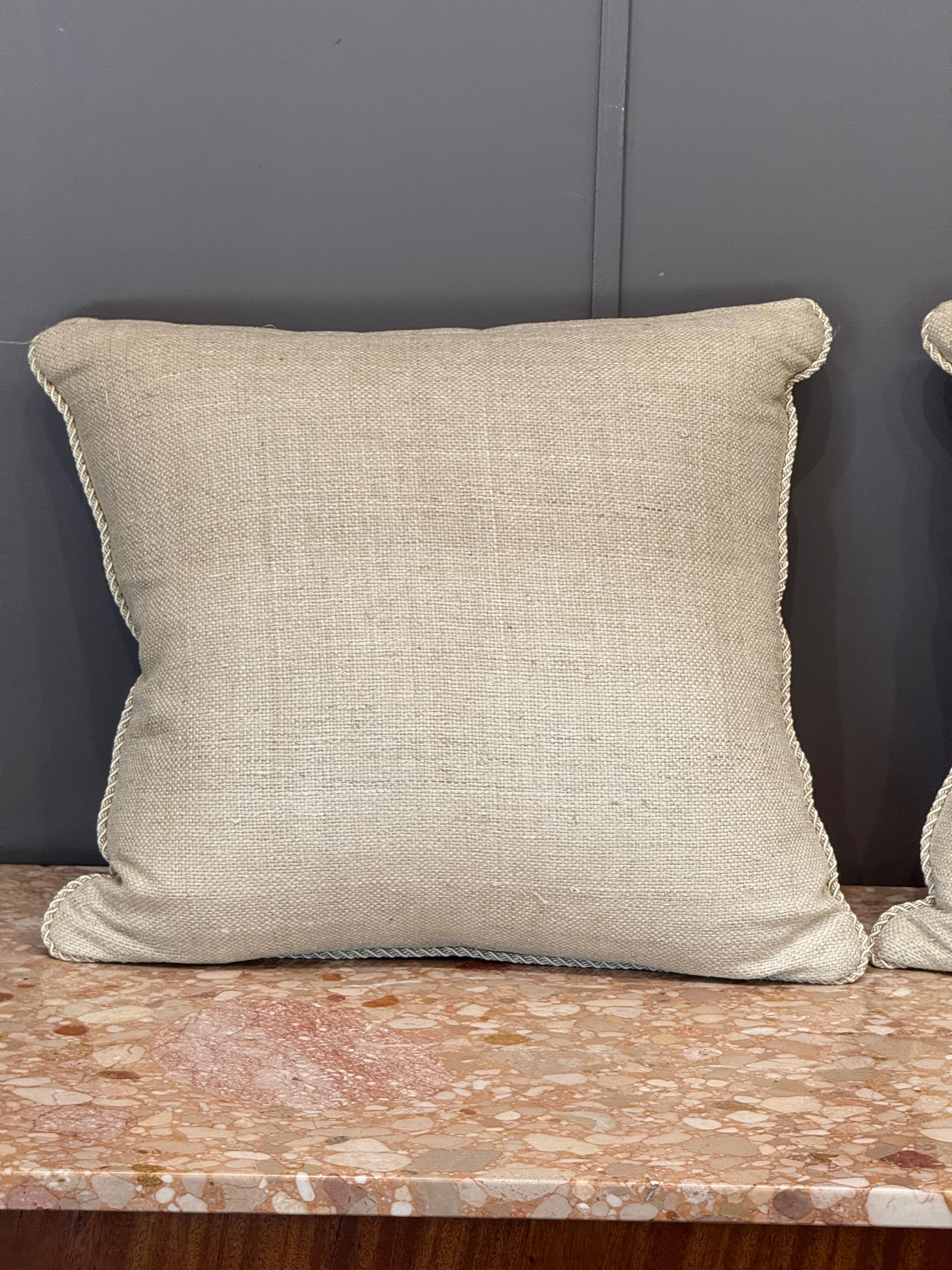 Paire d'oreillers en duvet personnalisés Fortuny en vente 6