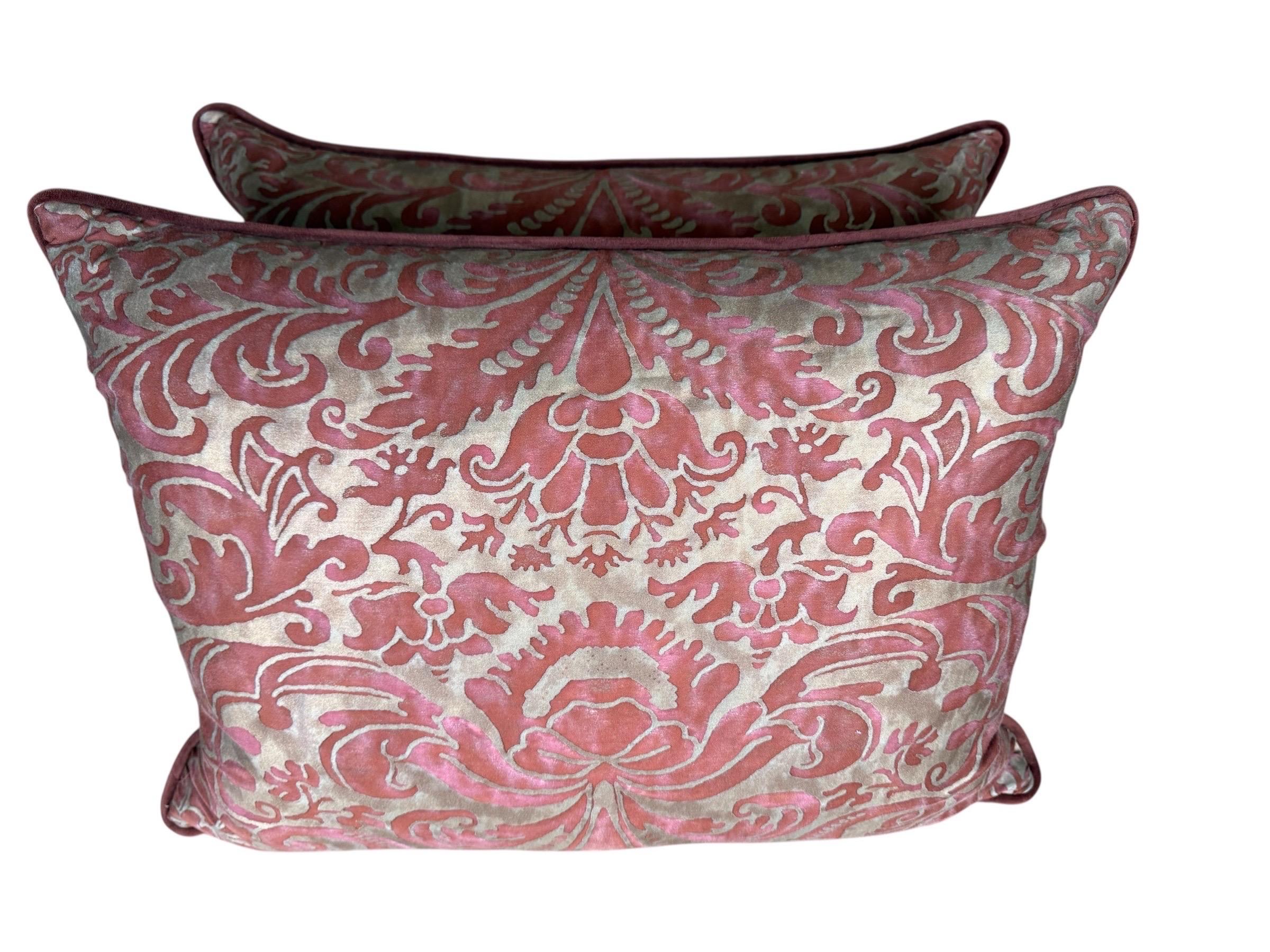 Baroque Pair of Custom Fortuny “Richelieu” Pattern Pillows For Sale