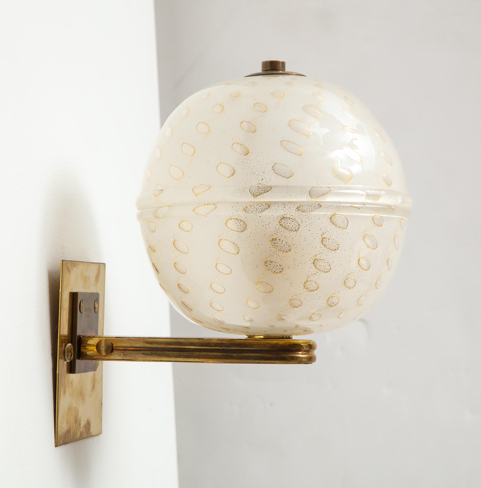 Contemporary Pair of Custom Handcrafted Murano Glass Sphere-Shaped Sconces For Sale