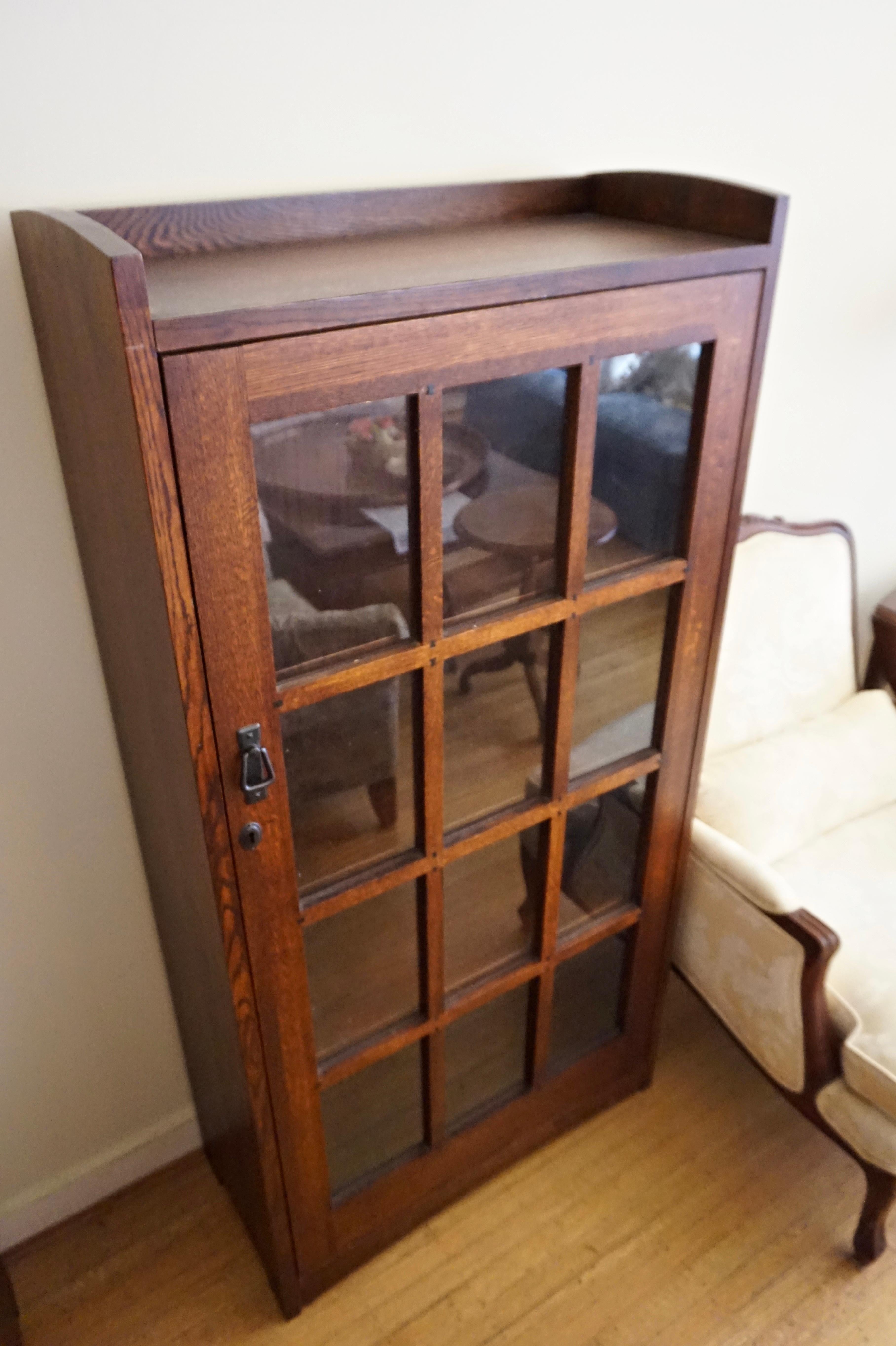 Pair Of Custom Handmade Arts & Crafts Style Solid Oak Bookcases Cum Cabinets For Sale 1