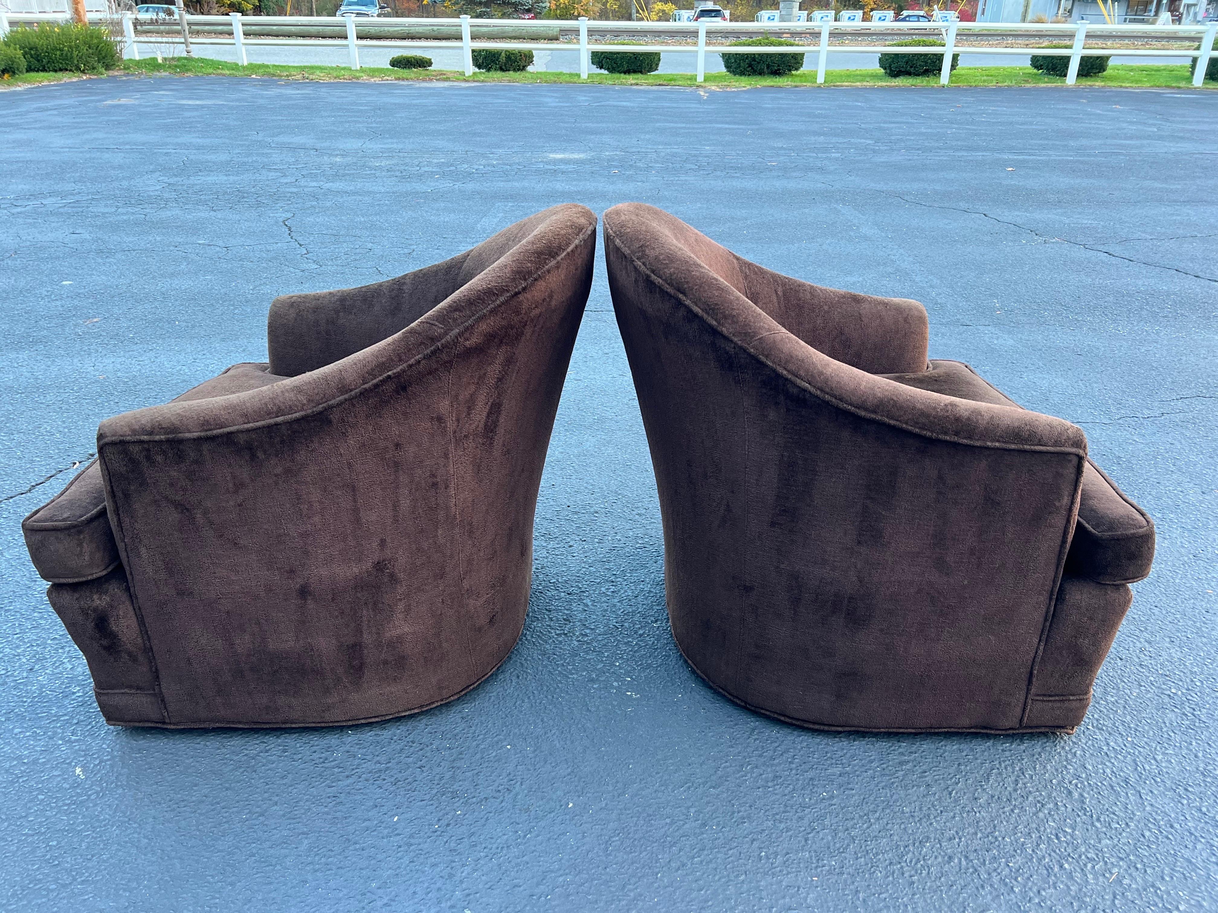 Pair of Custom High End Brown Swivel Club Chairs For Sale 3