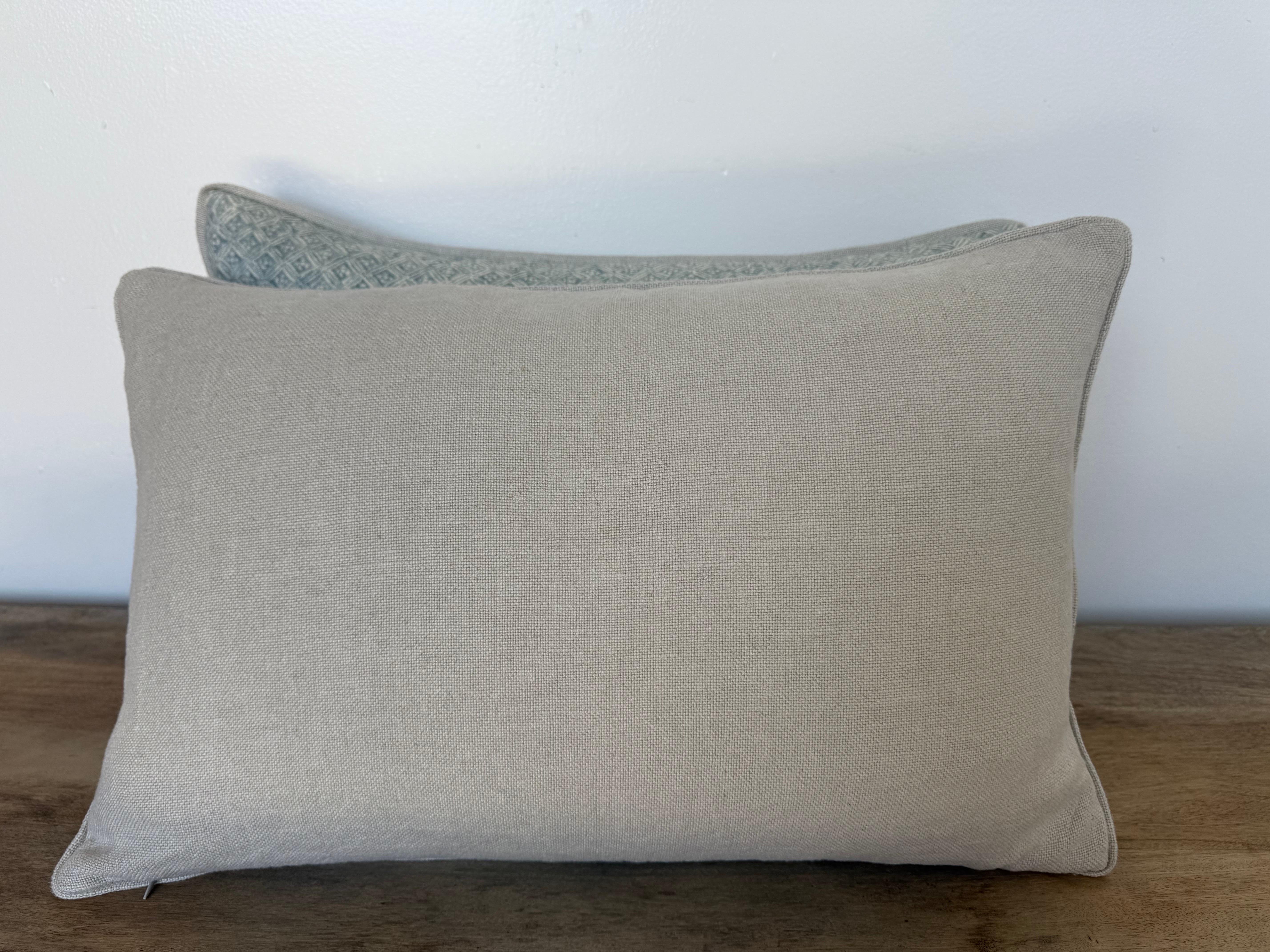 Pair of Custom Linen Pillows in Twigs Printed Fabric In New Condition For Sale In Los Angeles, CA