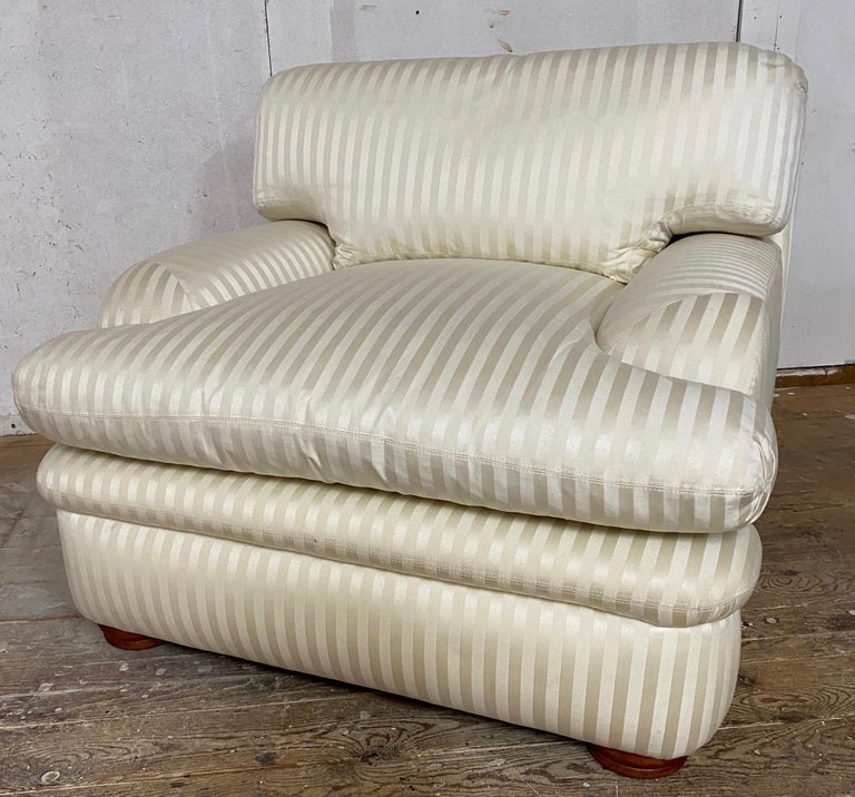 Pair of Custom Lounging Club Chairs For Sale 3