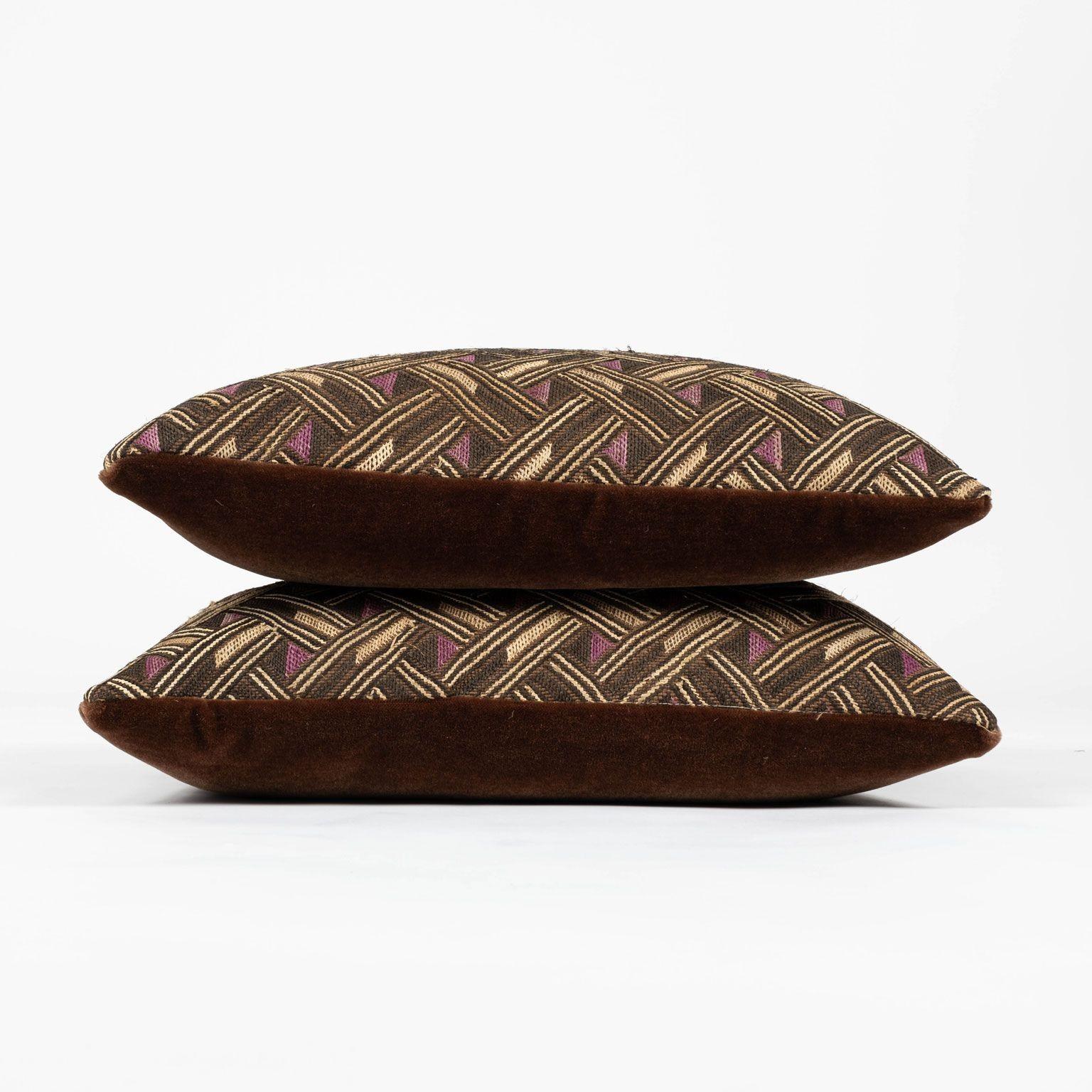 Pair of Custom Lumbar Cushions from Vintage African Kuba Cloth In Good Condition For Sale In Houston, TX