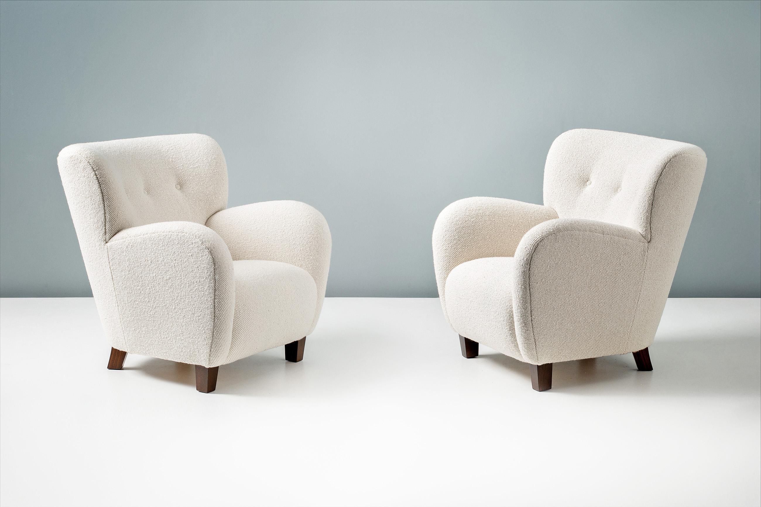 Pair of Custom Made 1940s Style Boucle Lounge Chairs For Sale 1