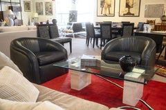 Lot de deux fauteuils club vintage modernes en cuir noir « Classic Gallery », fabriqués sur mesure CUSTOM MADE