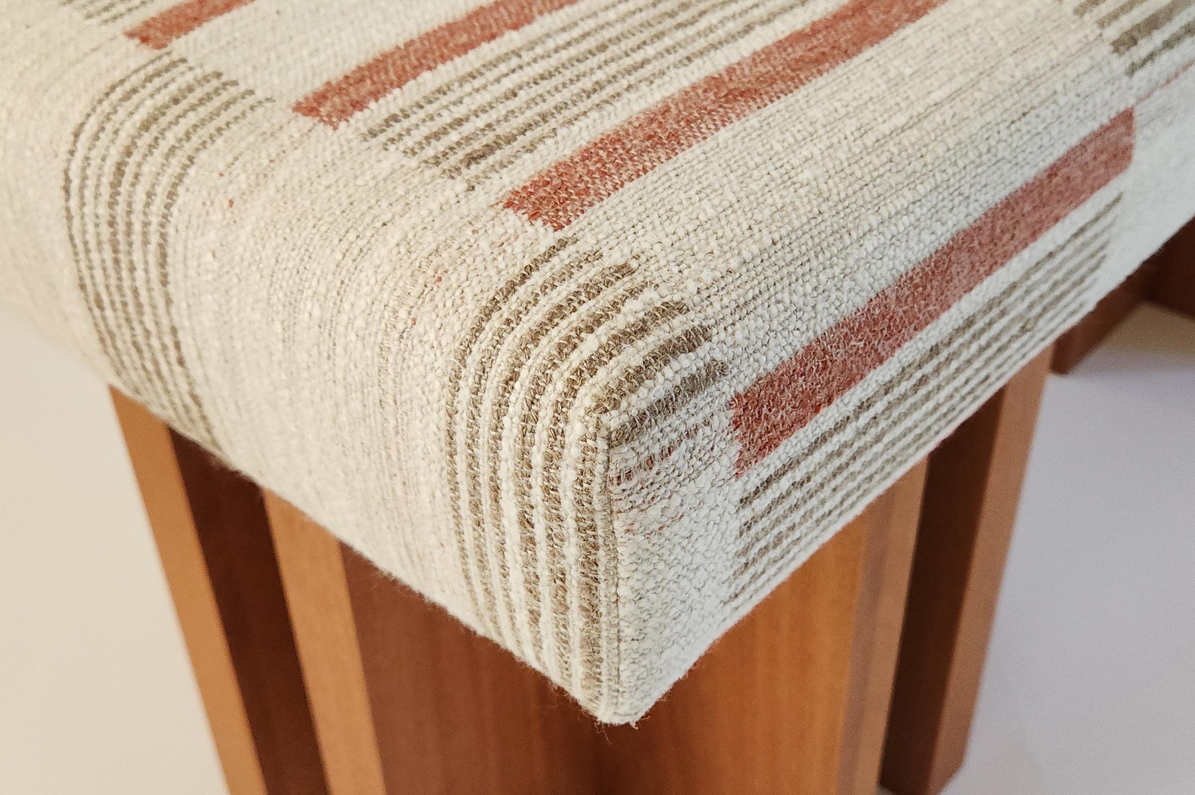 Paire de poufs Gueridon faits sur mesure, CUSTOM MADE, Made in USA. Neuf - En vente à Stratford, CT