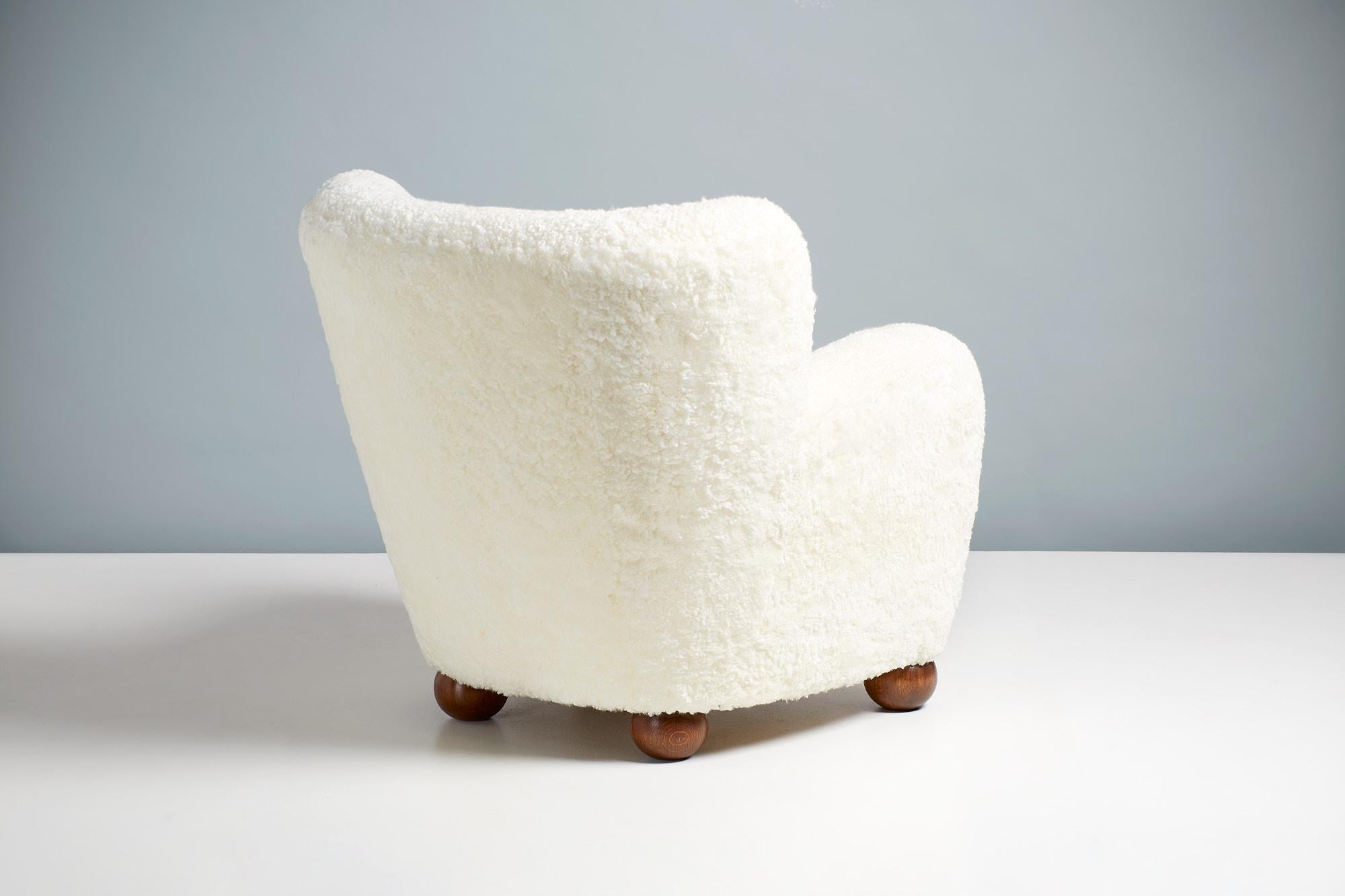 Pair of Custom Made Karu Sheepskin Armchairs For Sale 1