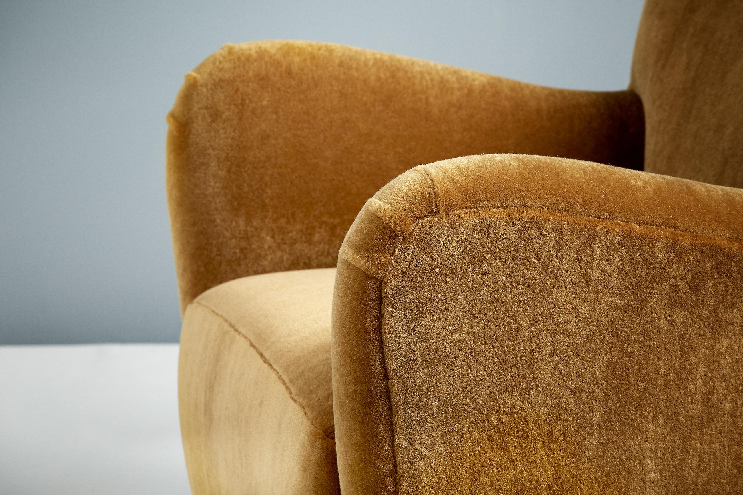 British Pair of Custom Made Model 54 Mohair Velvet Lounge Chairs For Sale