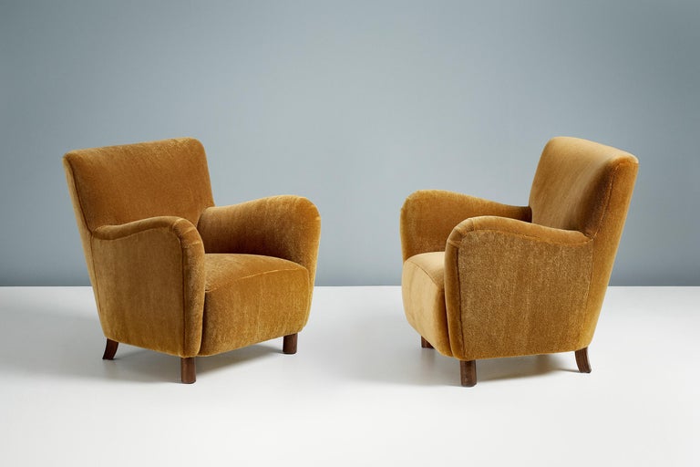 Pair of Custom Made Model 54 Mohair Velvet Lounge Chairs For Sale 1