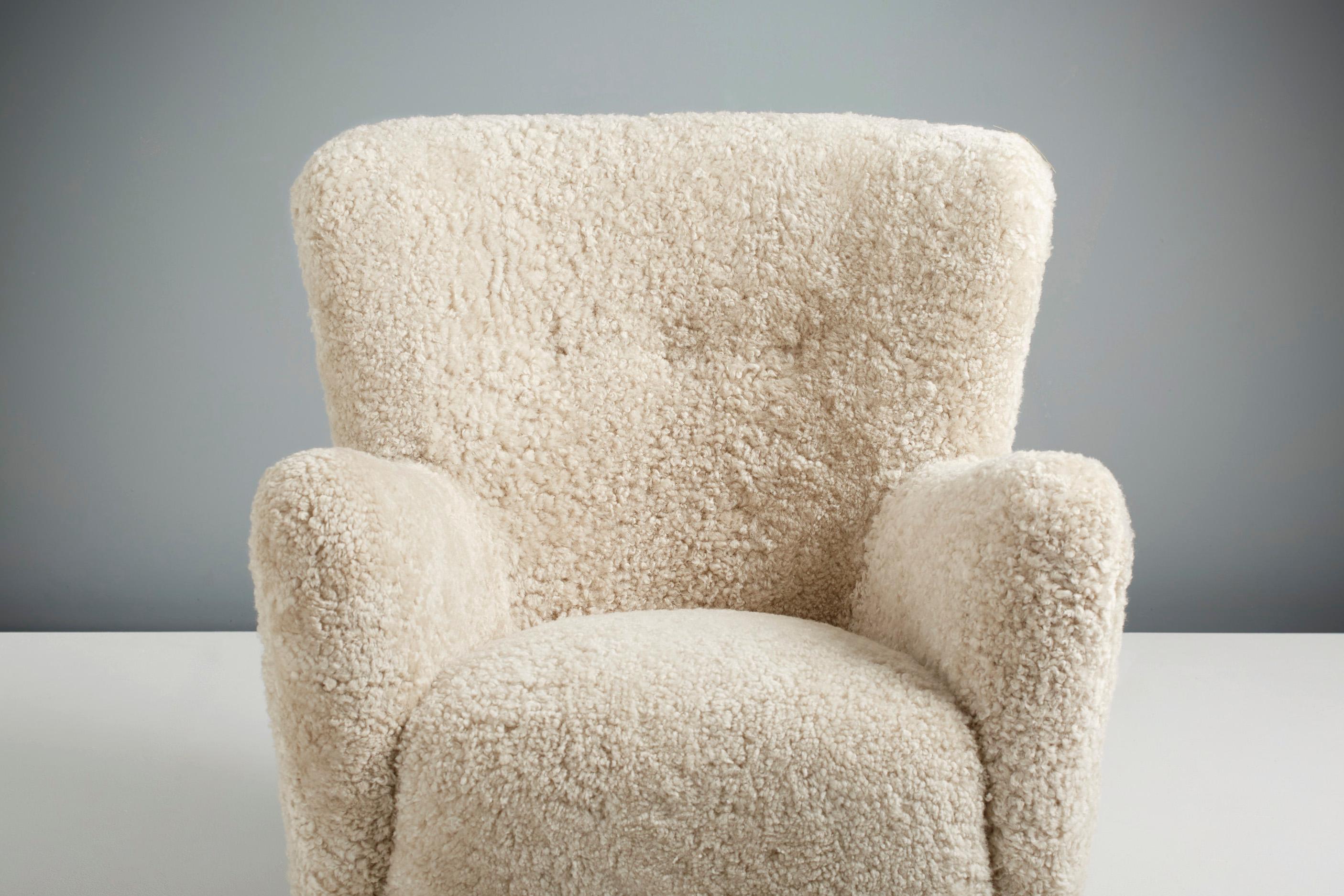 British Pair of Custom Made Ryo Low Sheepskin Lounge Chairs For Sale