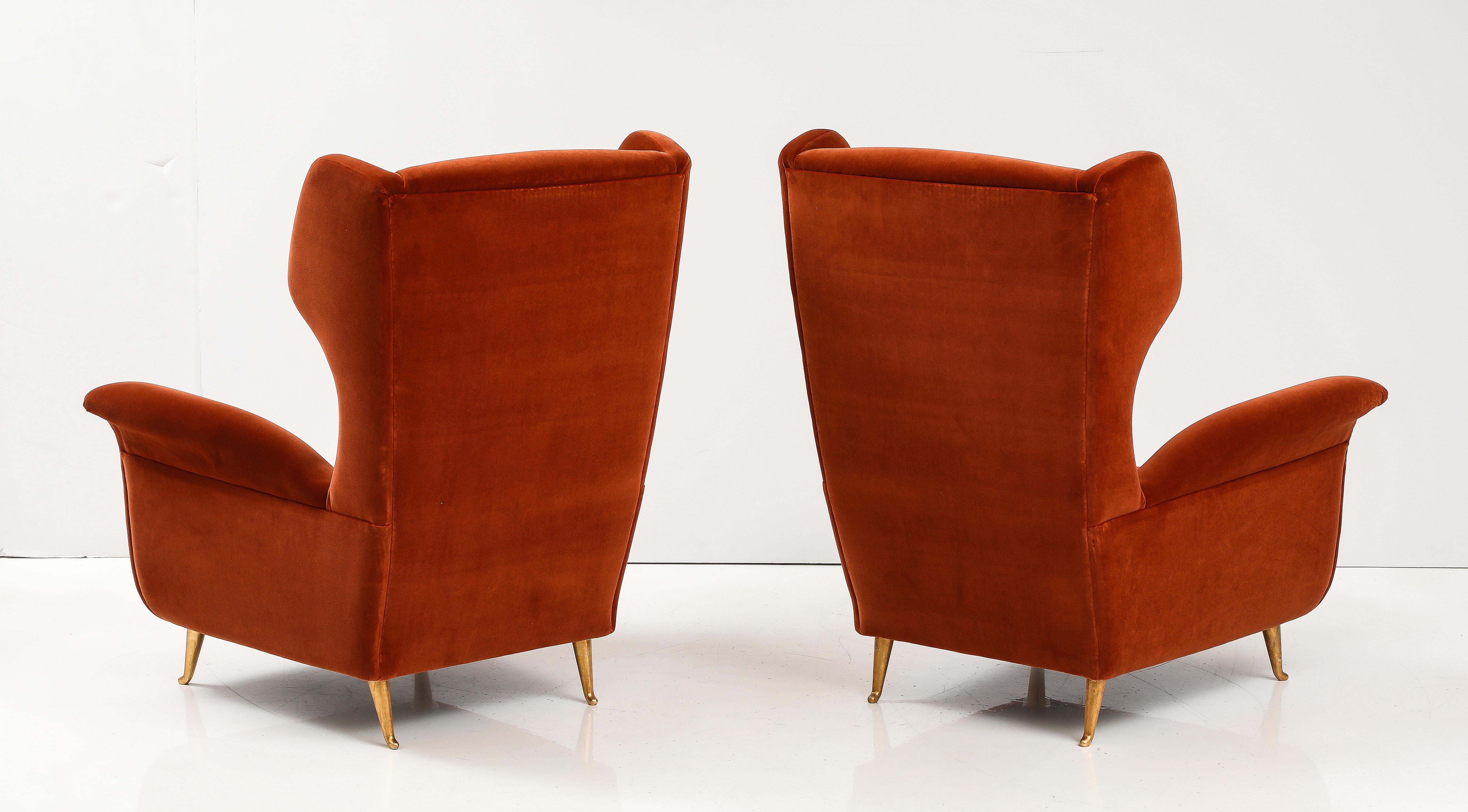Pair of Custom Made Sculptural Lounge Chairs in Burnt Orange Red Velvet, Italy For Sale 2