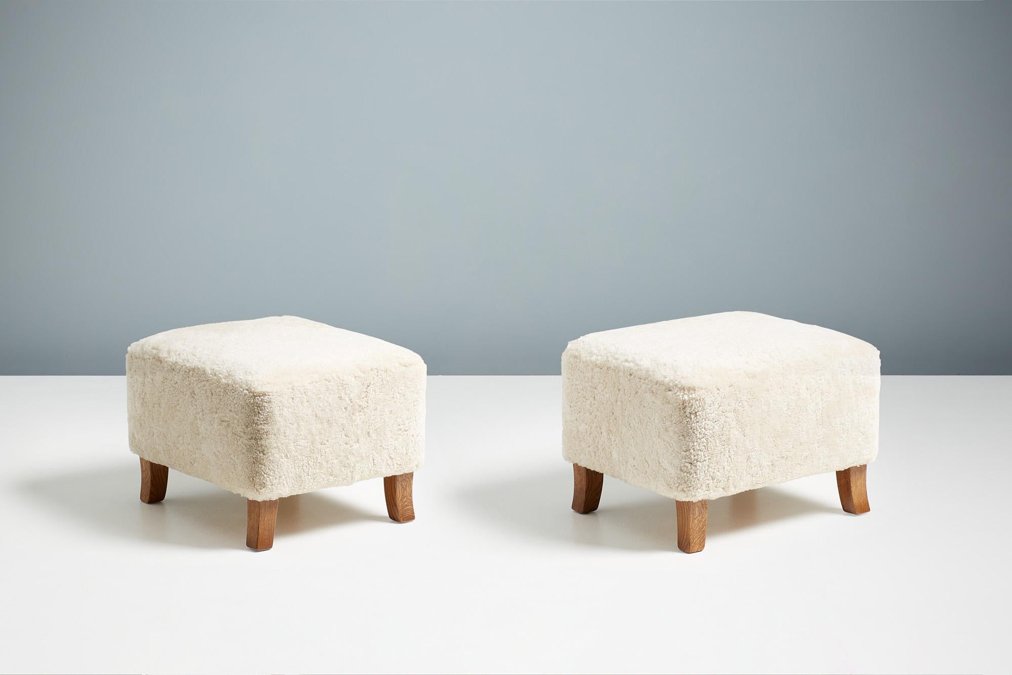 Pair of Custom Made Sheepskin Ottomans with Oak Feet In New Condition For Sale In London, GB