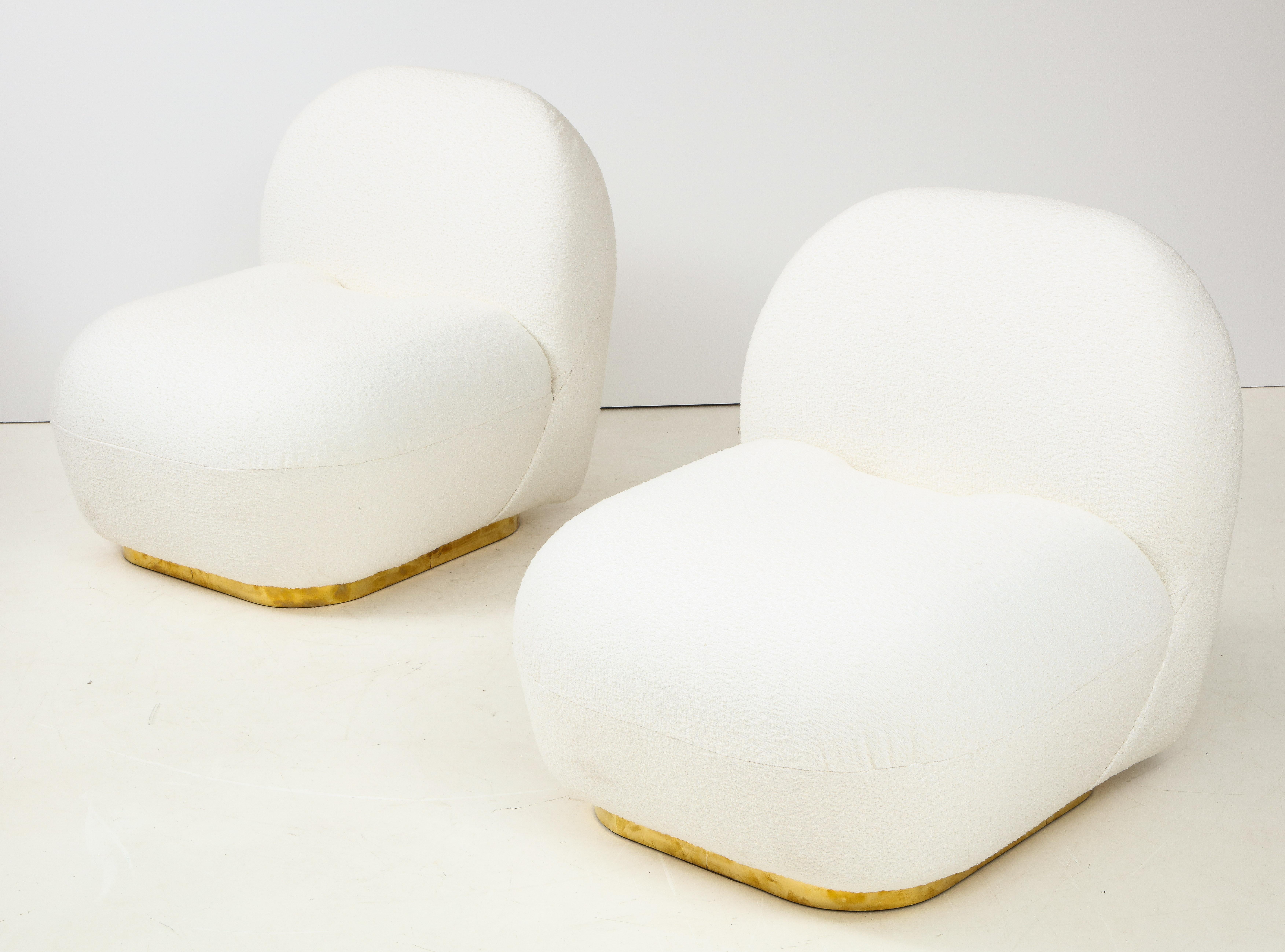 Italian Pair of Custom Made Slipper Lounge Chairs in Ivory Boucle and Brass Base, Italy