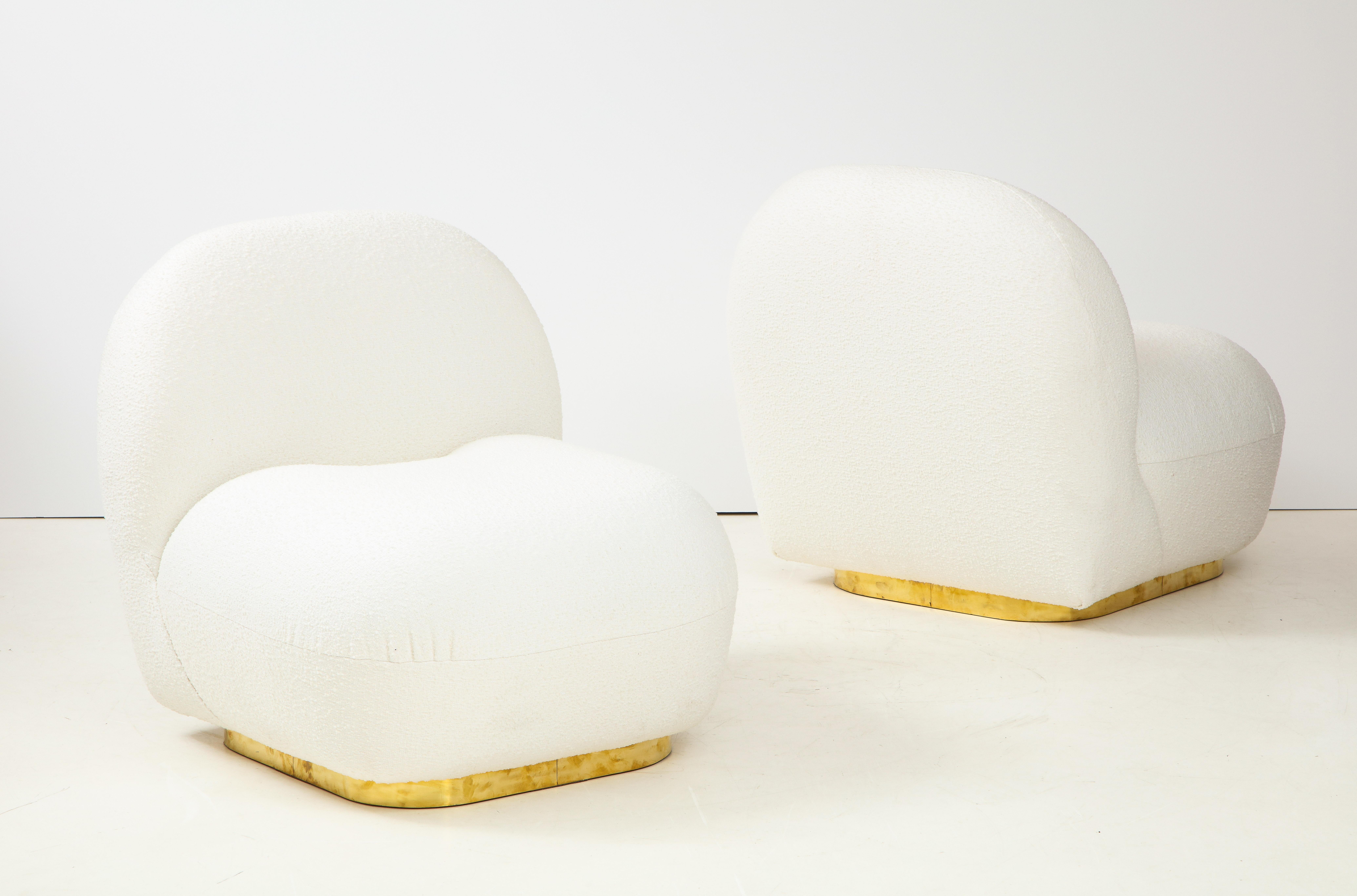 Bouclé Pair of Custom Made Slipper Lounge Chairs in Ivory Boucle and Brass Base, Italy