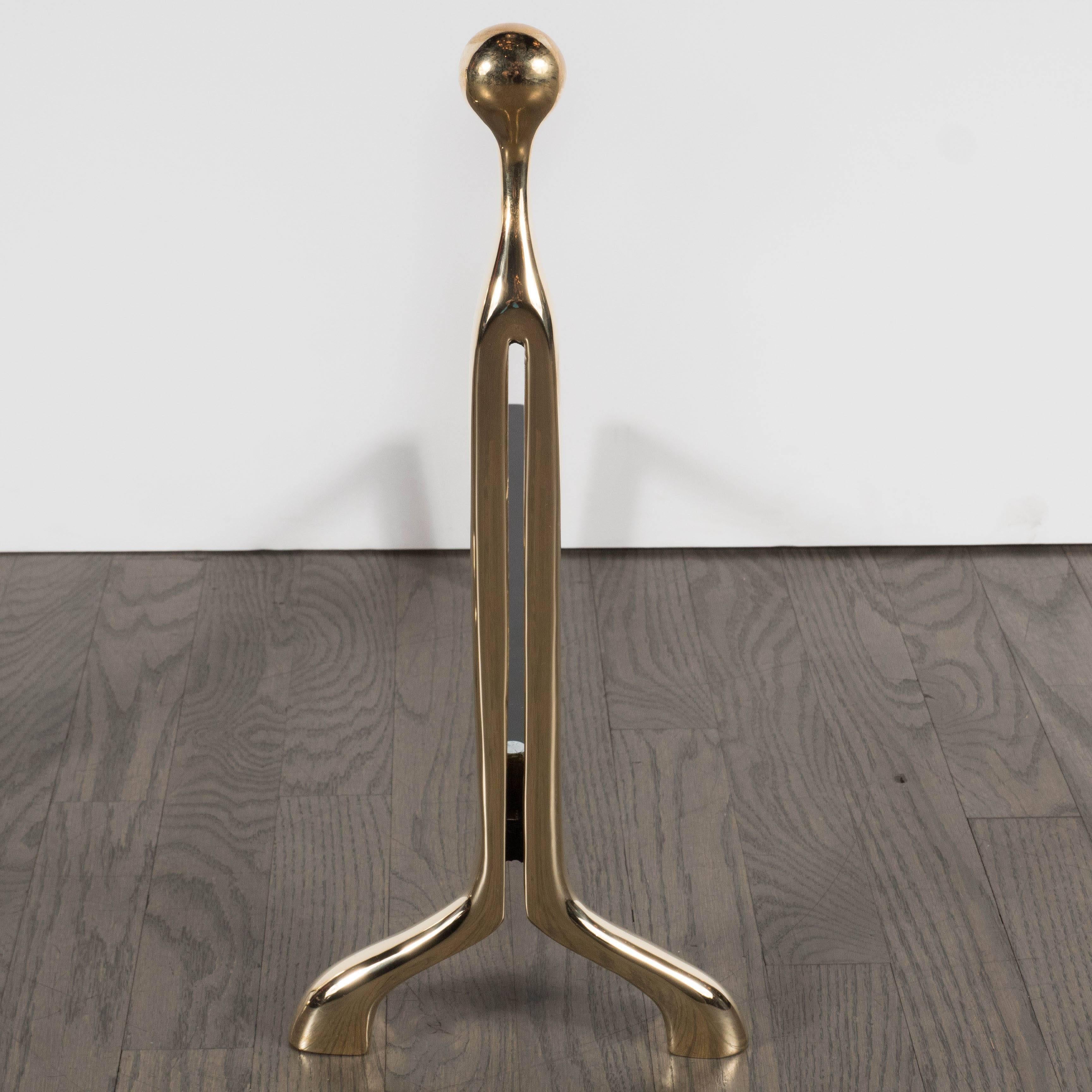 Pareja de morillos de latón calibre pulido personalizados de estilo modernista de mediados de siglo en Excelente estado para la venta en New York, NY