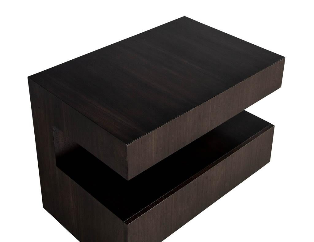 Contemporary Pair of Custom Modern Walnut End Tables by Carrocel For Sale