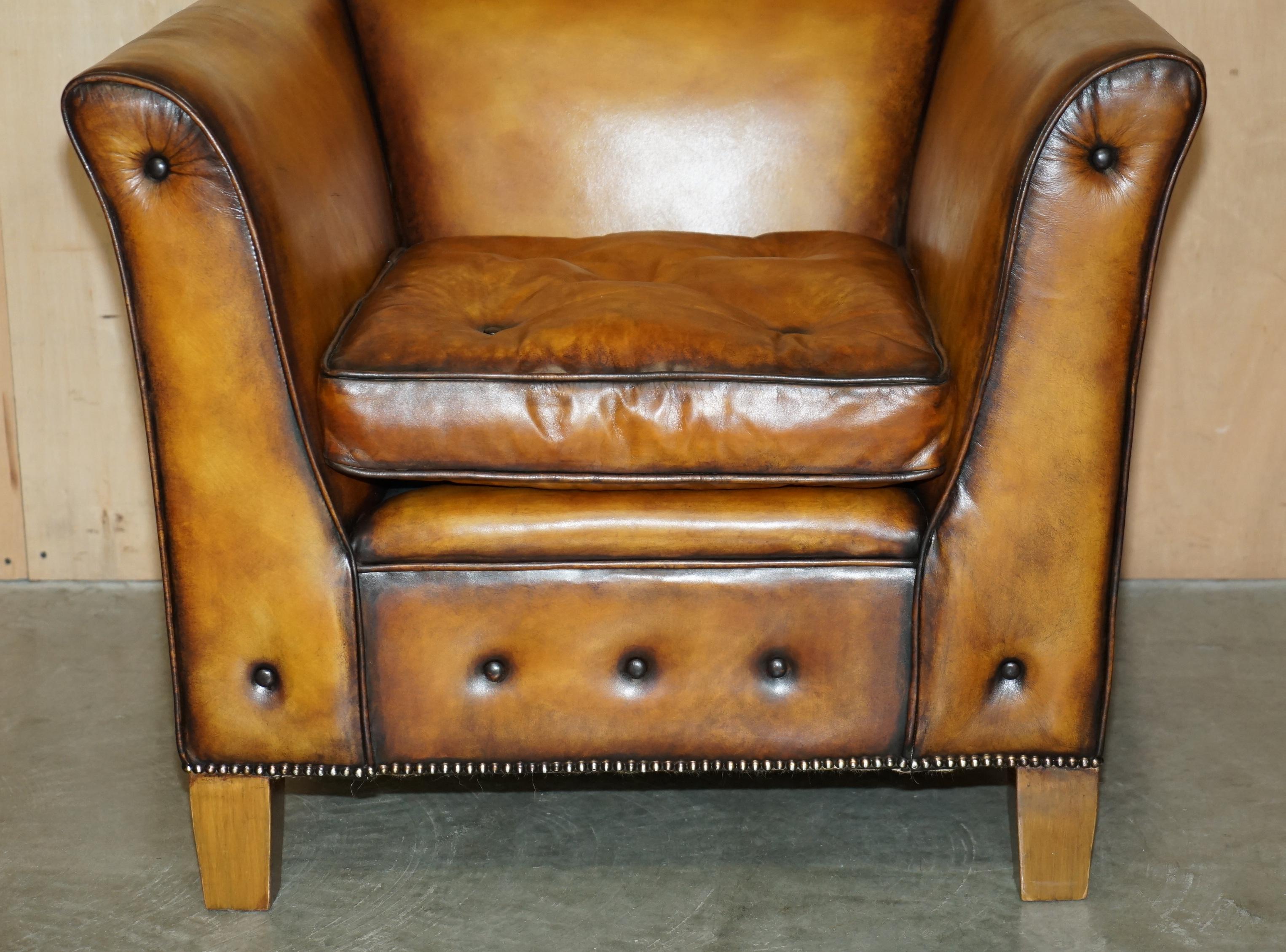 20ième siècle Paire d'armoires MULBERRY LONDON CUSTOM MULBERRY en cuir marron en vente