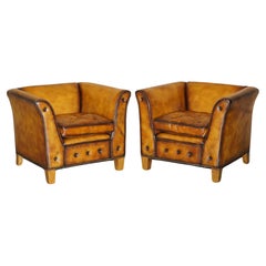 PAIR OF CUSTOM MULBERRY LONDON BROWN LEATHER CHESTERFIELD ARMCHAiRS