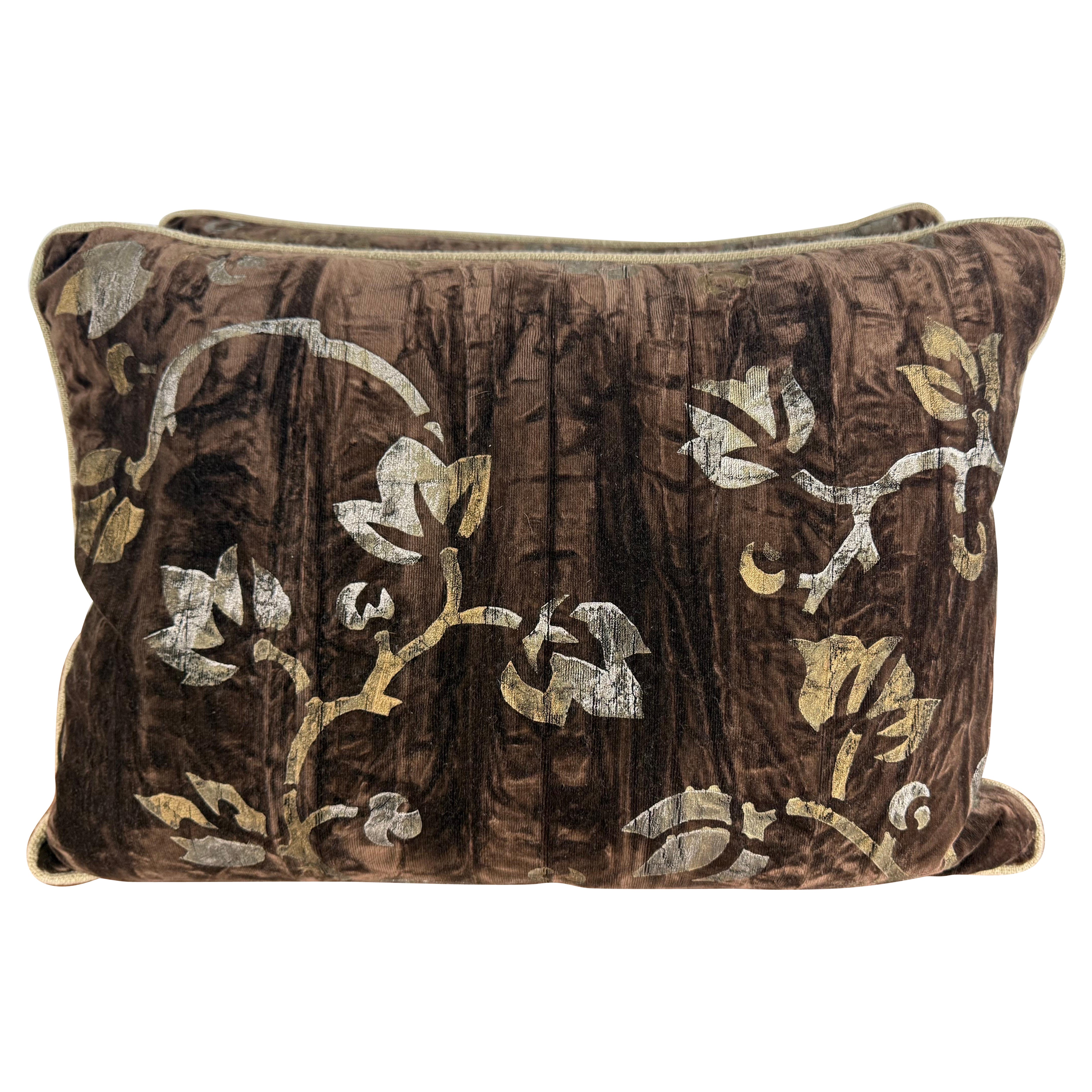 Coppia di cuscini personalizzati in velluto stencil Nomi